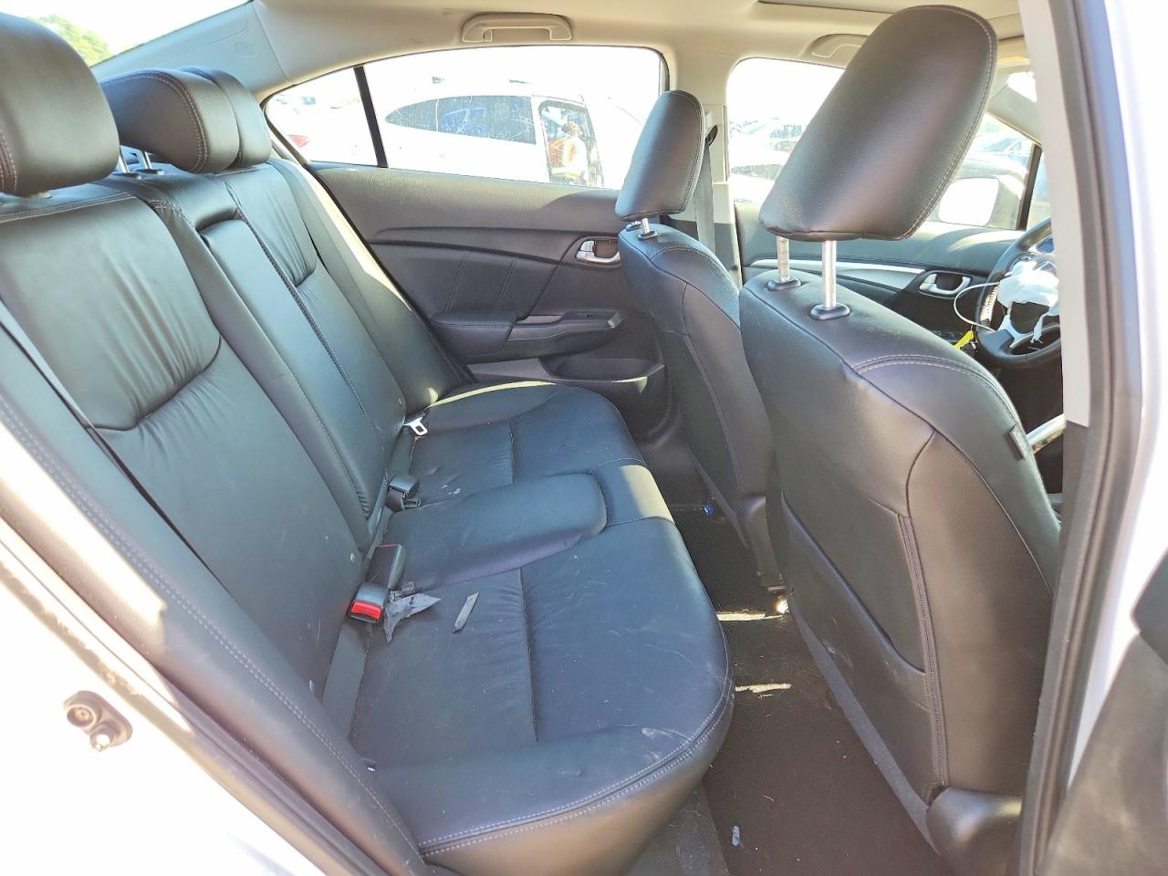 2015 Honda Civic White vin: 19XFB2F91FE013880