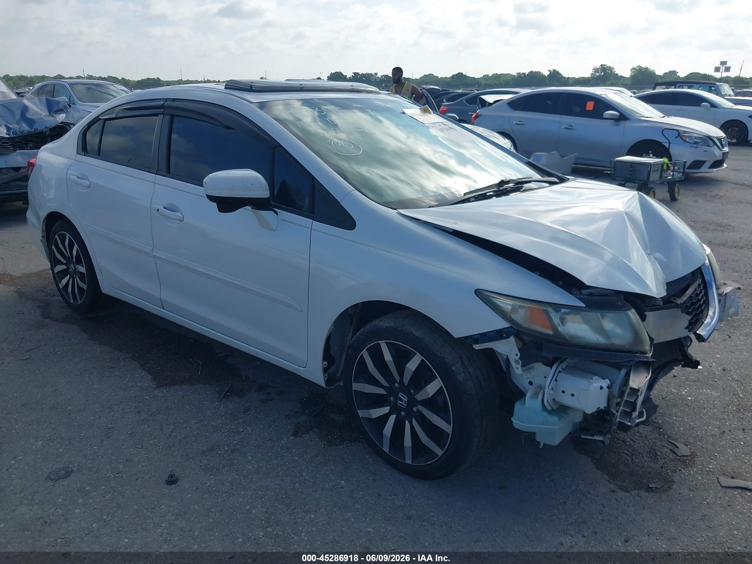 2015 Honda Civic Ex-l White vin: 19XFB2F91FE026855