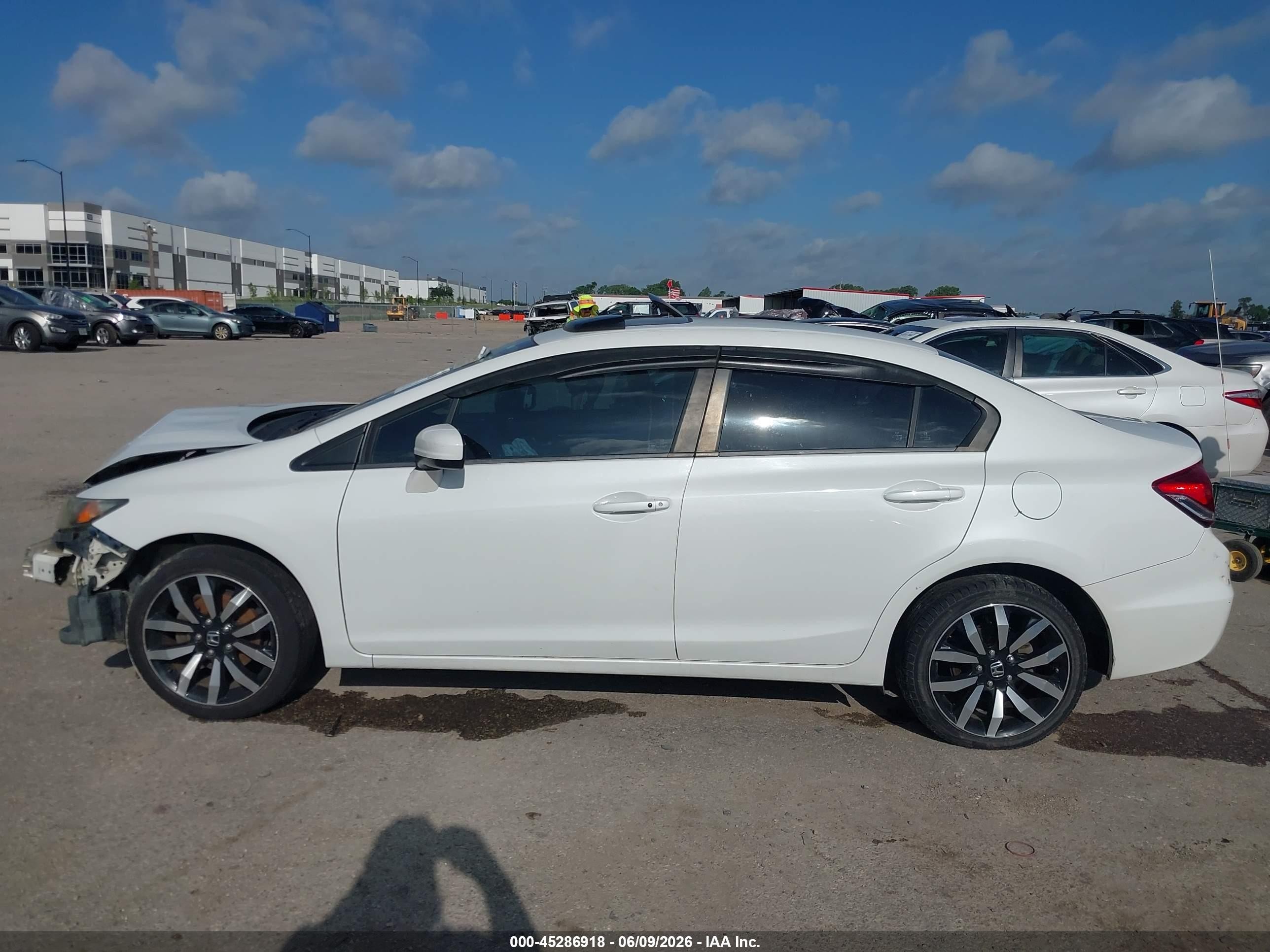 2015 Honda Civic Ex-l White vin: 19XFB2F91FE026855