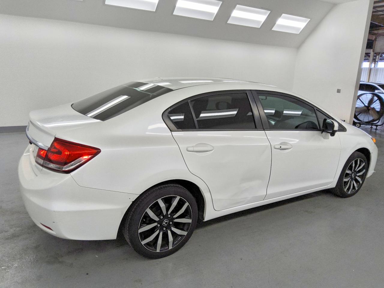 2015 Honda Civic Exl White vin: 19XFB2F91FE268481
