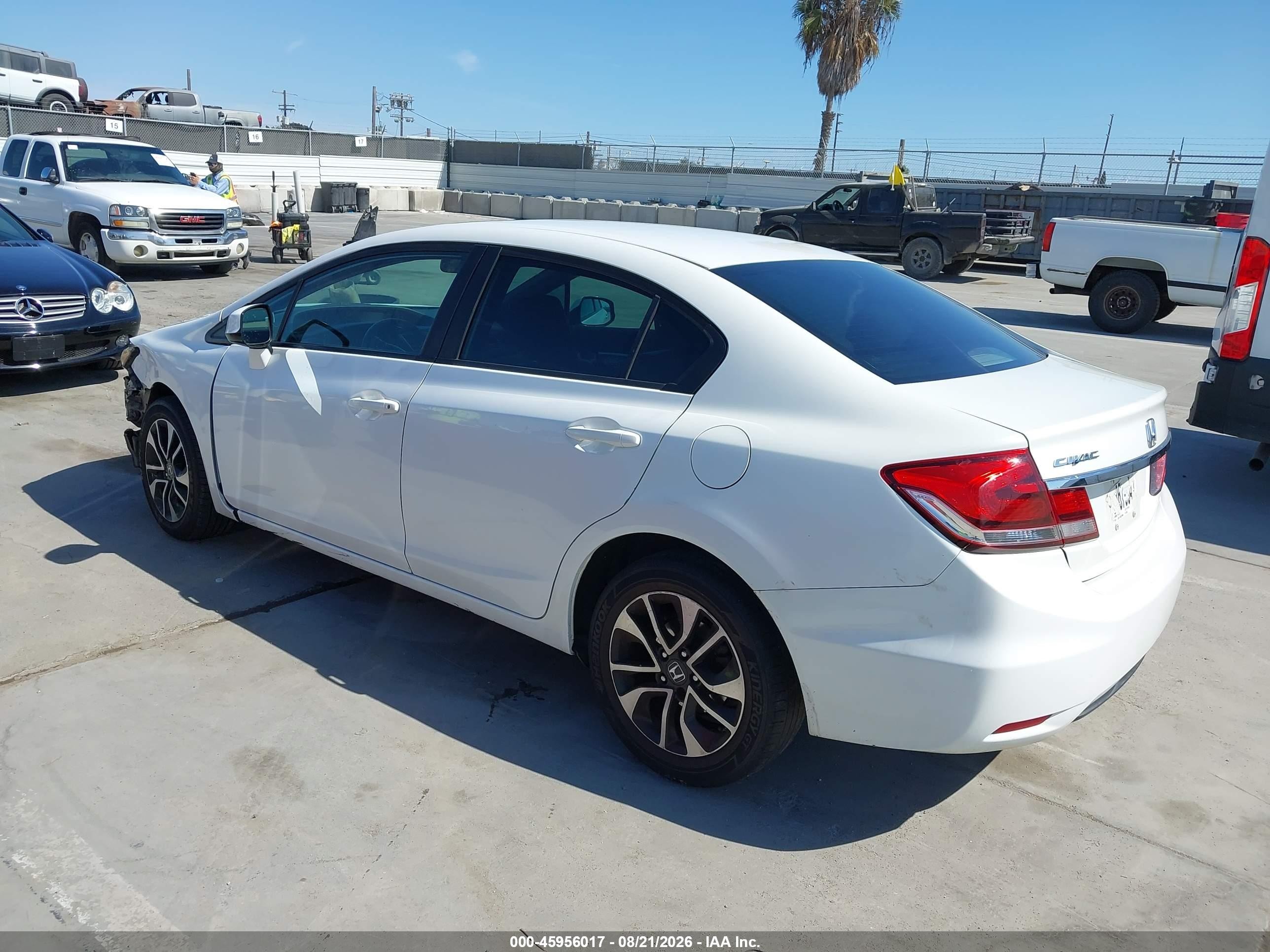 2013 Honda Civic Ex-l White vin: 19XFB2F92DE039692