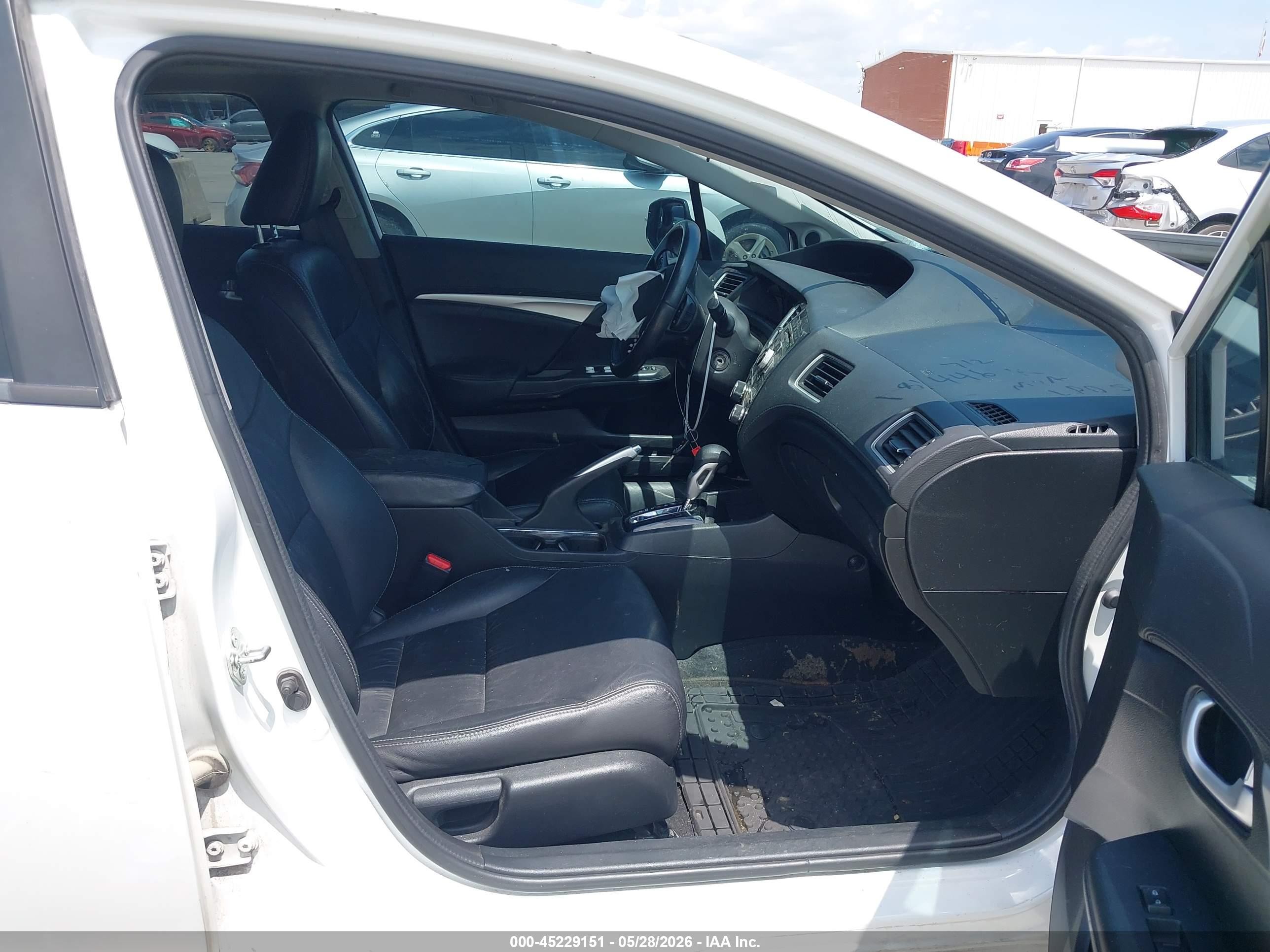 2013 Honda Civic Ex-l White vin: 19XFB2F93DE036767