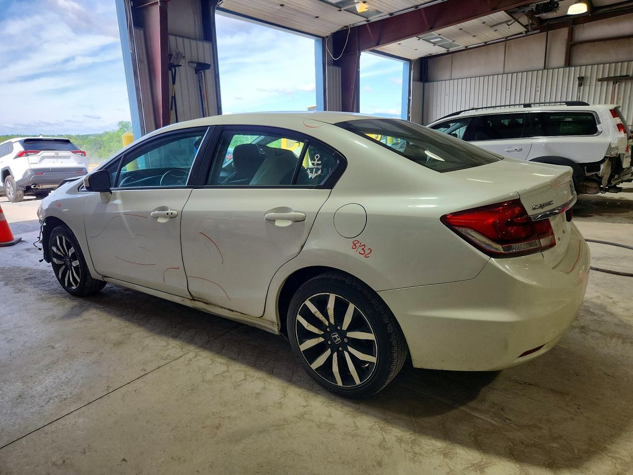 2015 Honda Civic Exl White vin: 19XFB2F93FE064460