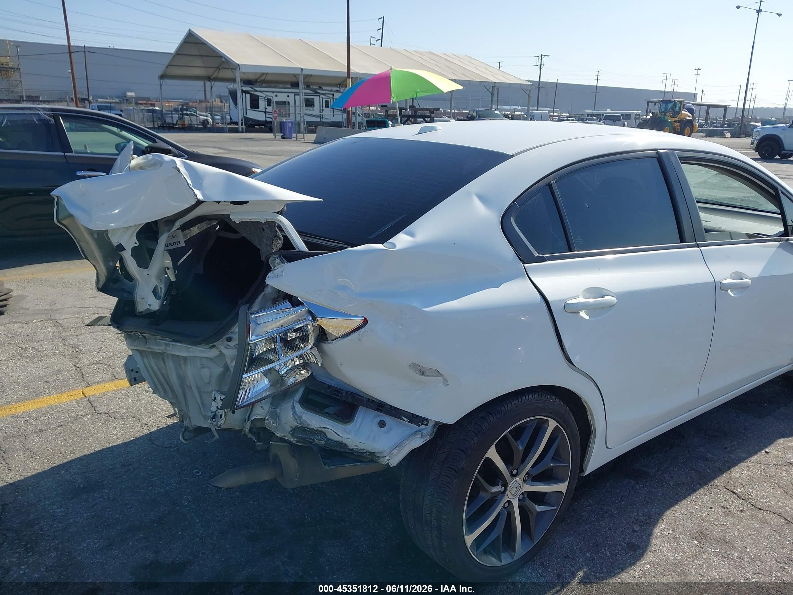 2012 Honda Civic Ex-l White vin: 19XFB2F94CE348398