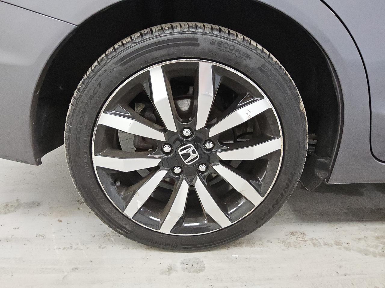 2015 Honda Civic Exl Gray vin: 19XFB2F94FE212759 Damage: Right Rear Wheel, Curb Rash, > 12 Inches