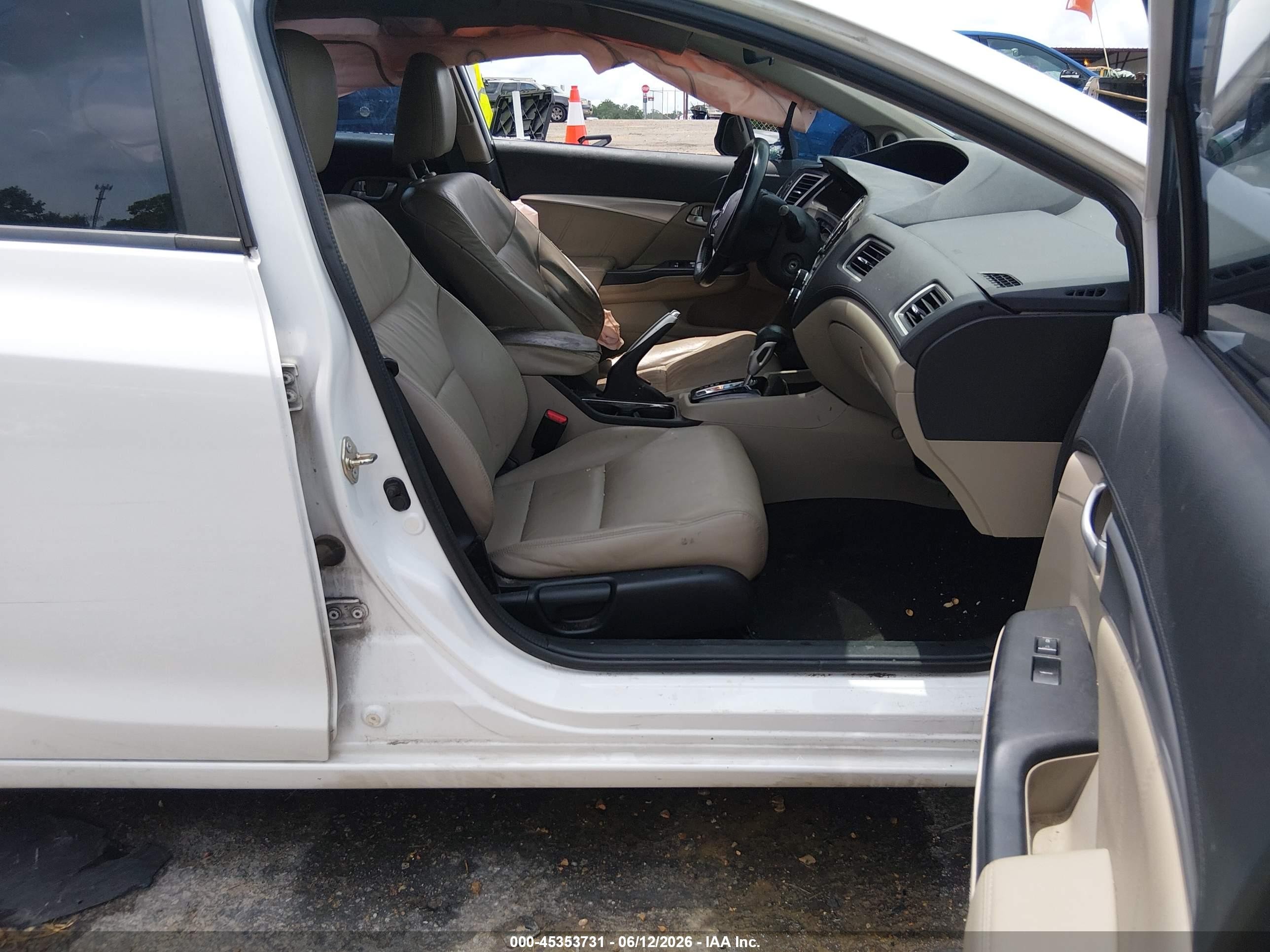 2013 Honda Civic Ex-l White vin: 19XFB2F95DE062836