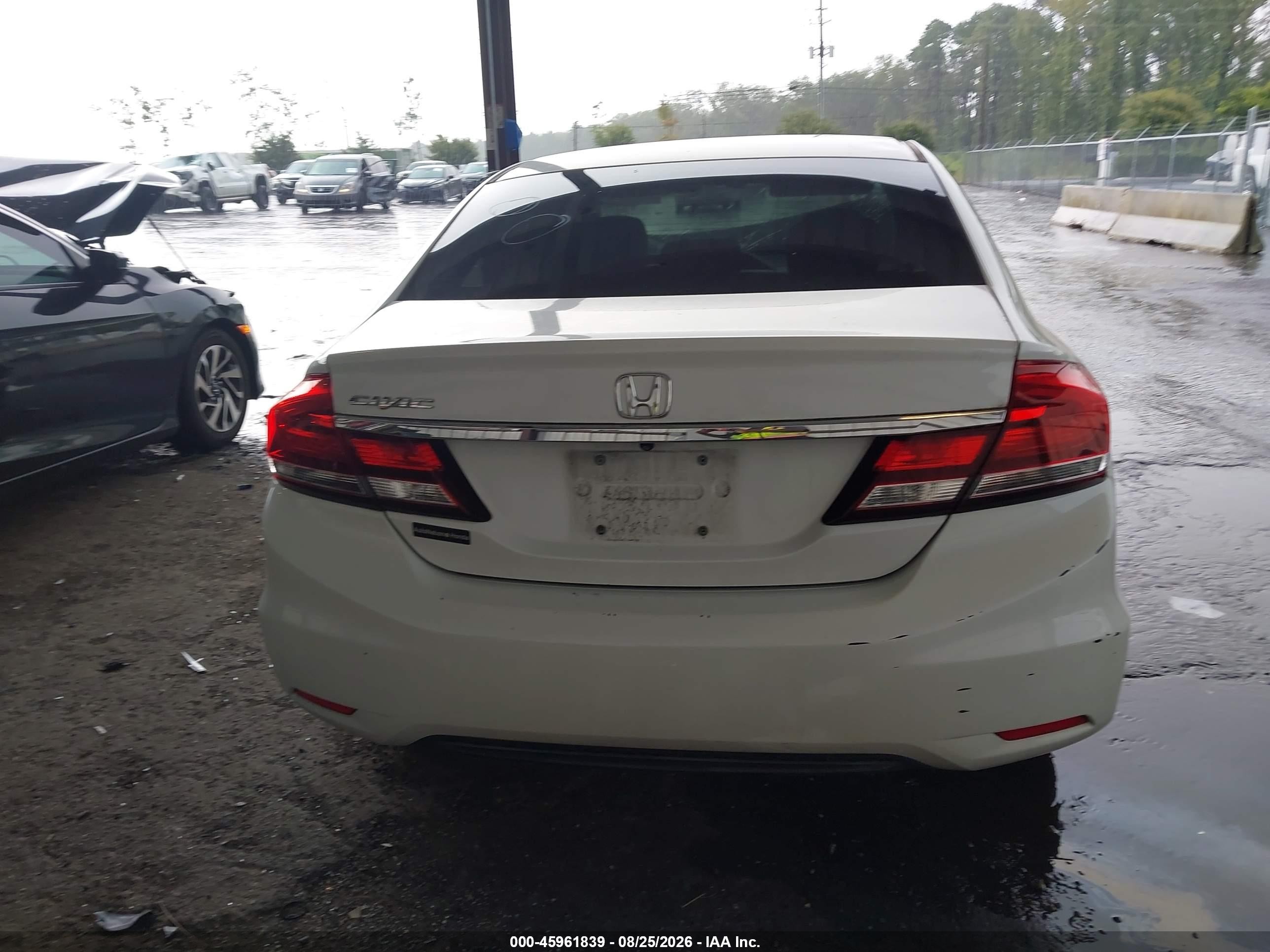 2013 Honda Civic Ex-l White vin: 19XFB2F95DE071326