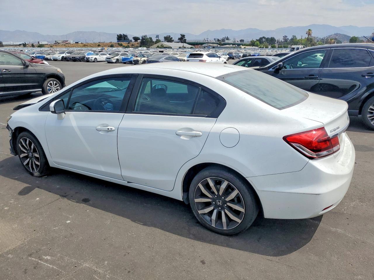 2014 Honda Civic Exl White vin: 19XFB2F95EE243808