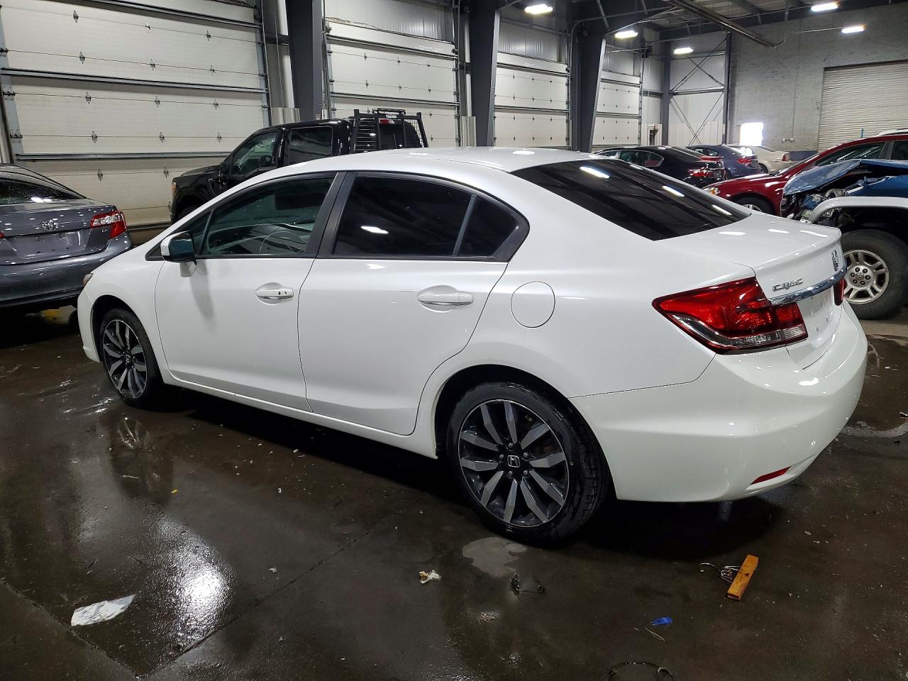 2015 Honda Civic Exl Белый vin: 19XFB2F95FE075511