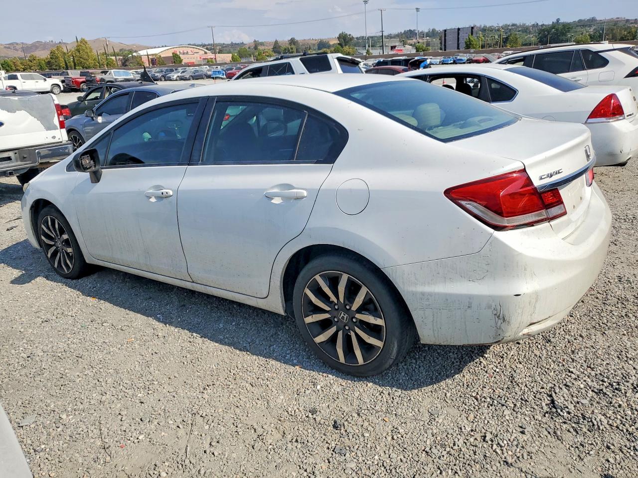 2015 Honda Civic Exl Белый vin: 19XFB2F95FE244667