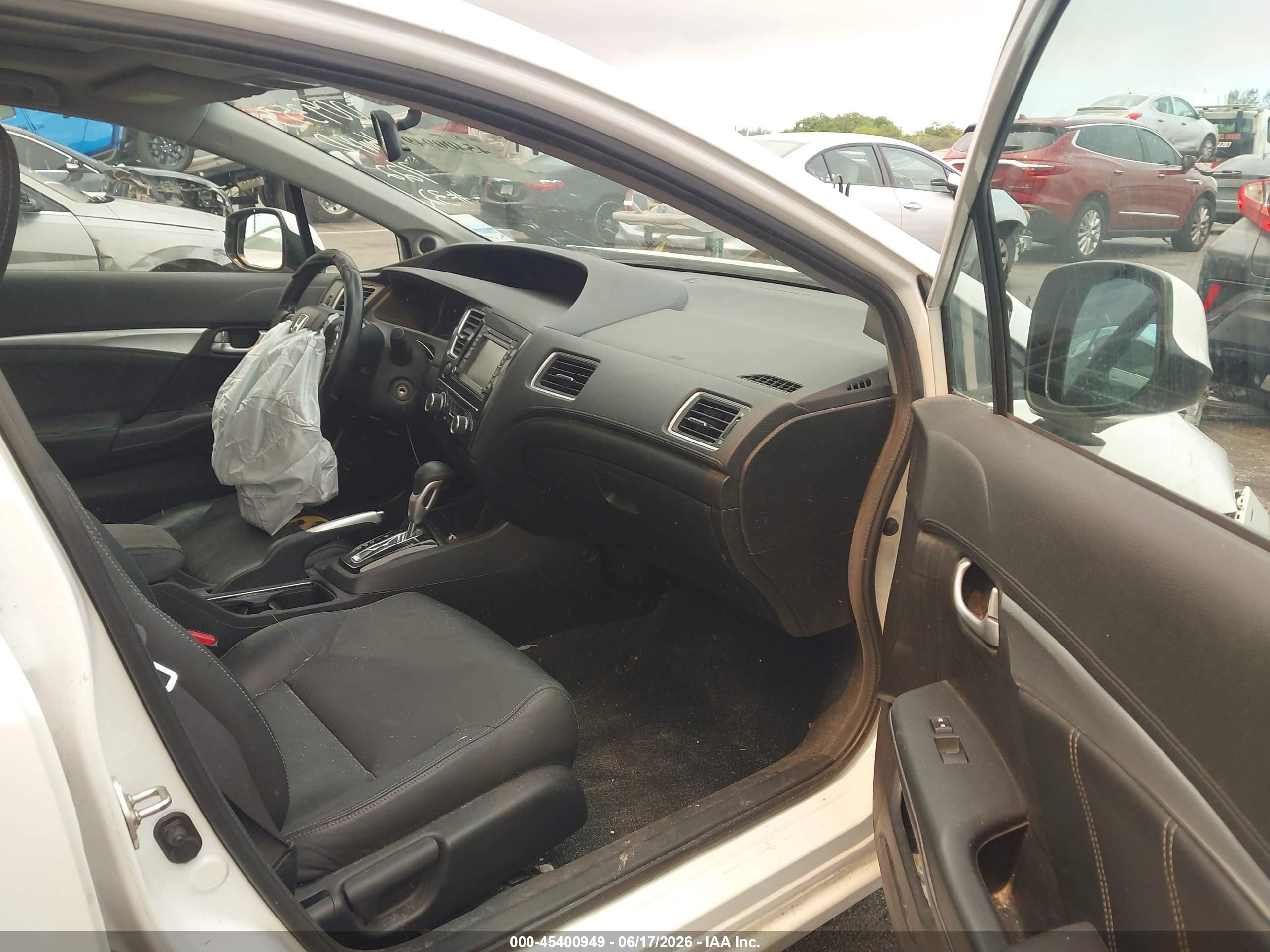 2013 Honda Civic Ex-l White vin: 19XFB2F96DE009353
