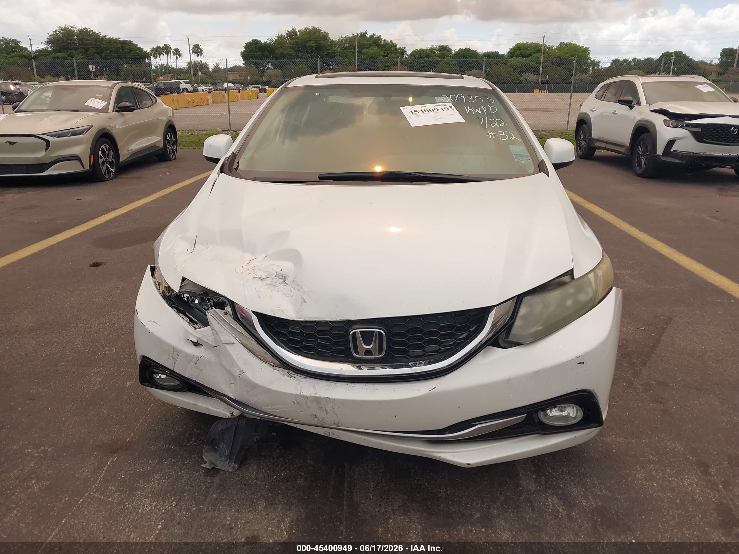 2013 Honda Civic Ex-l White vin: 19XFB2F96DE009353