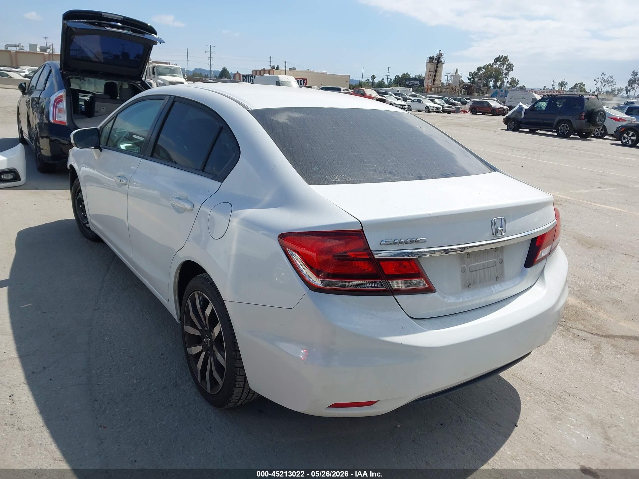 2015 Honda Civic Ex-l Белый vin: 19XFB2F96FE219941