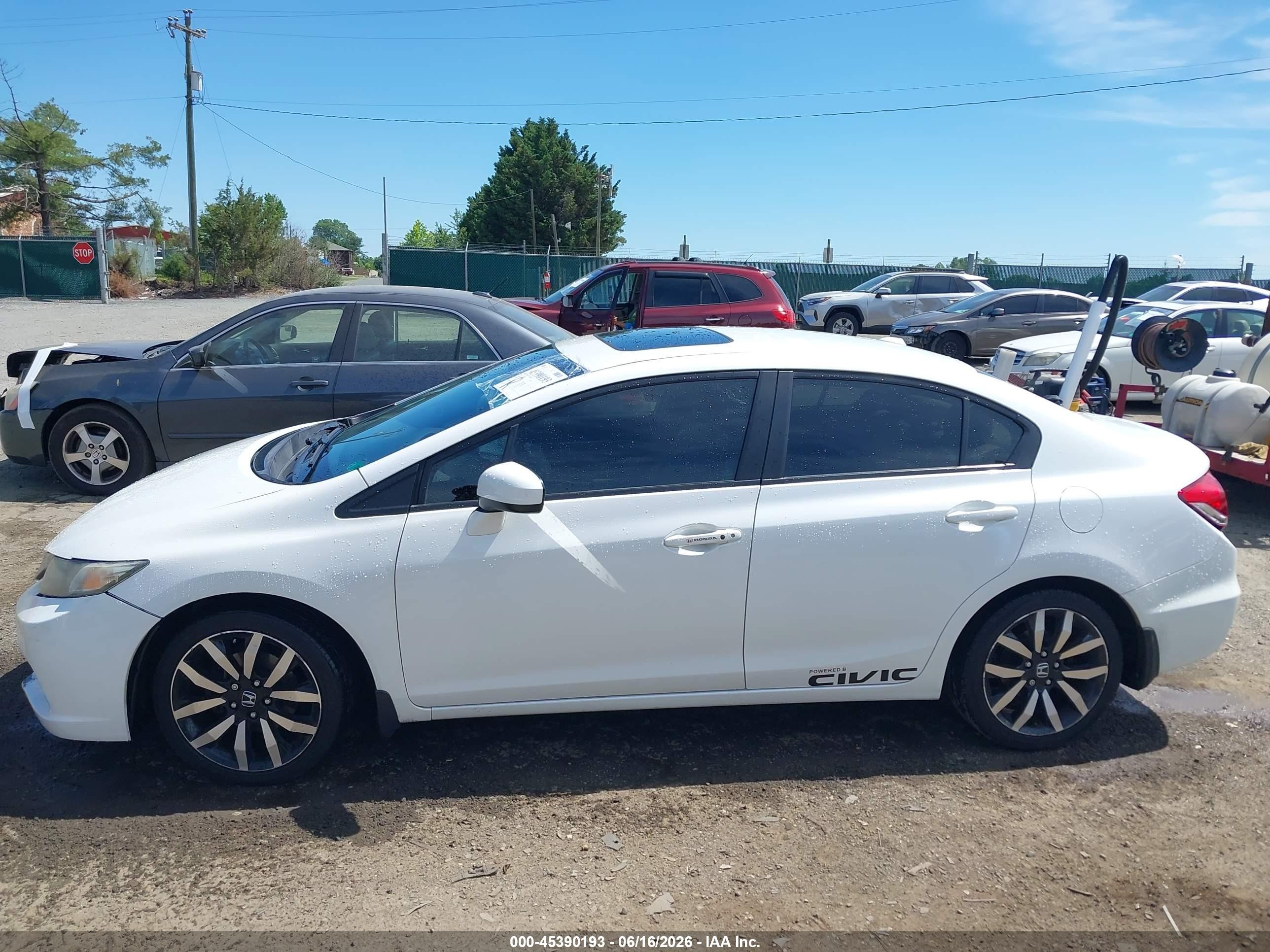 2015 Honda Civic Ex-l White vin: 19XFB2F96FE229403
