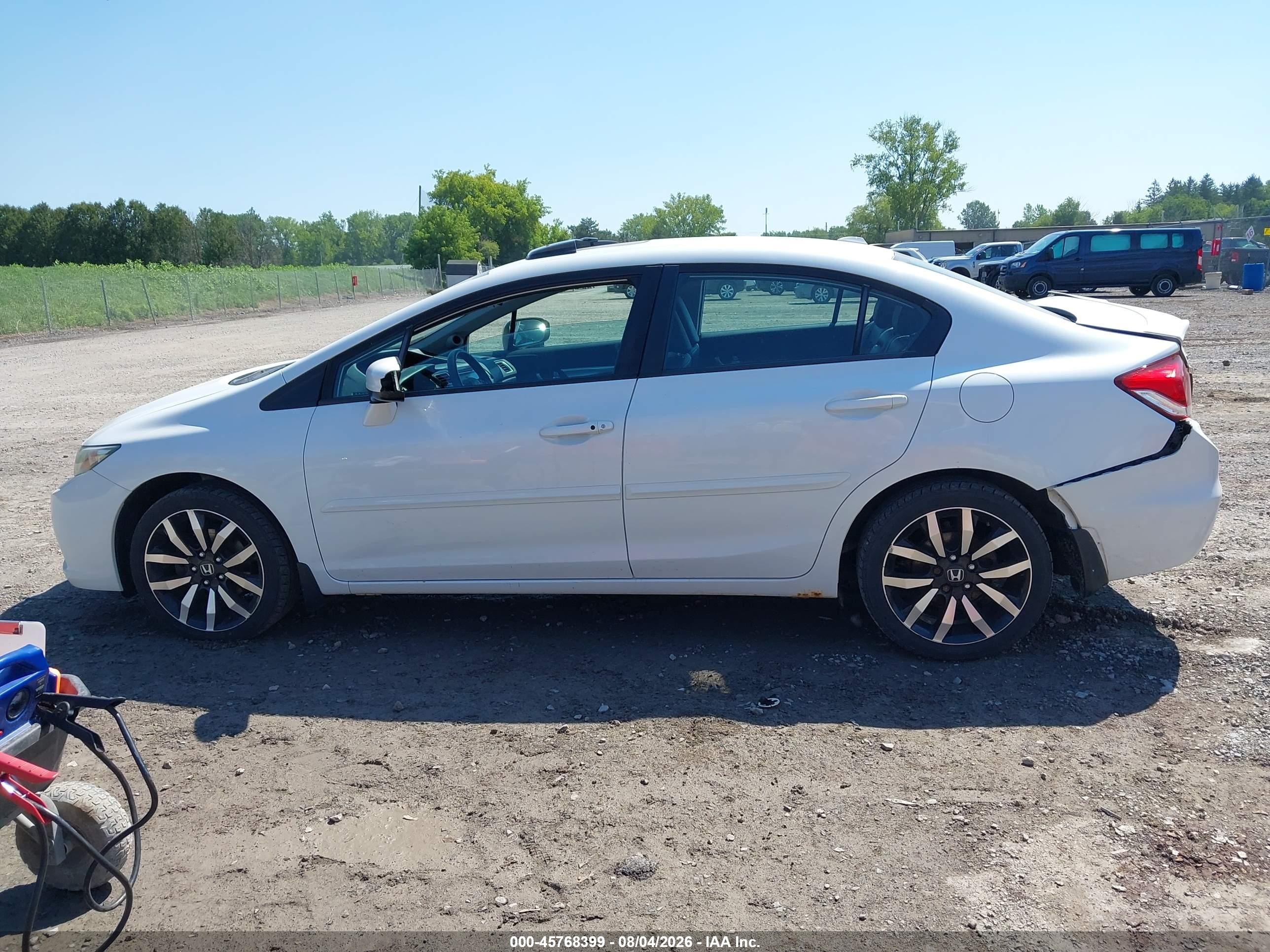 2014 Honda Civic Ex-l White vin: 19XFB2F97EE243308