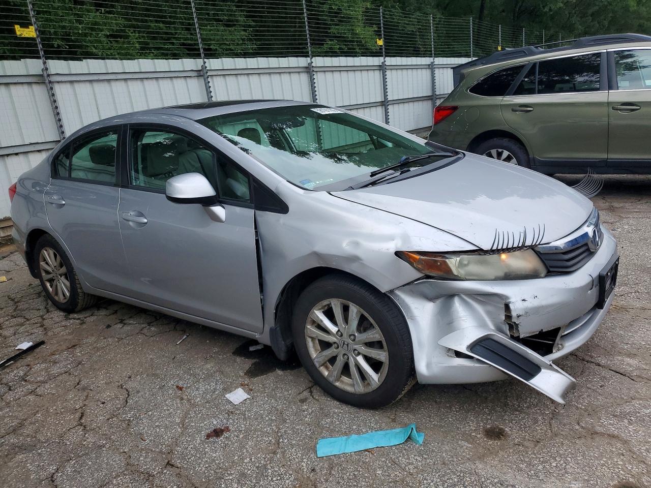 2012 Honda Civic Exl Silver vin: 19XFB2F99CE017865