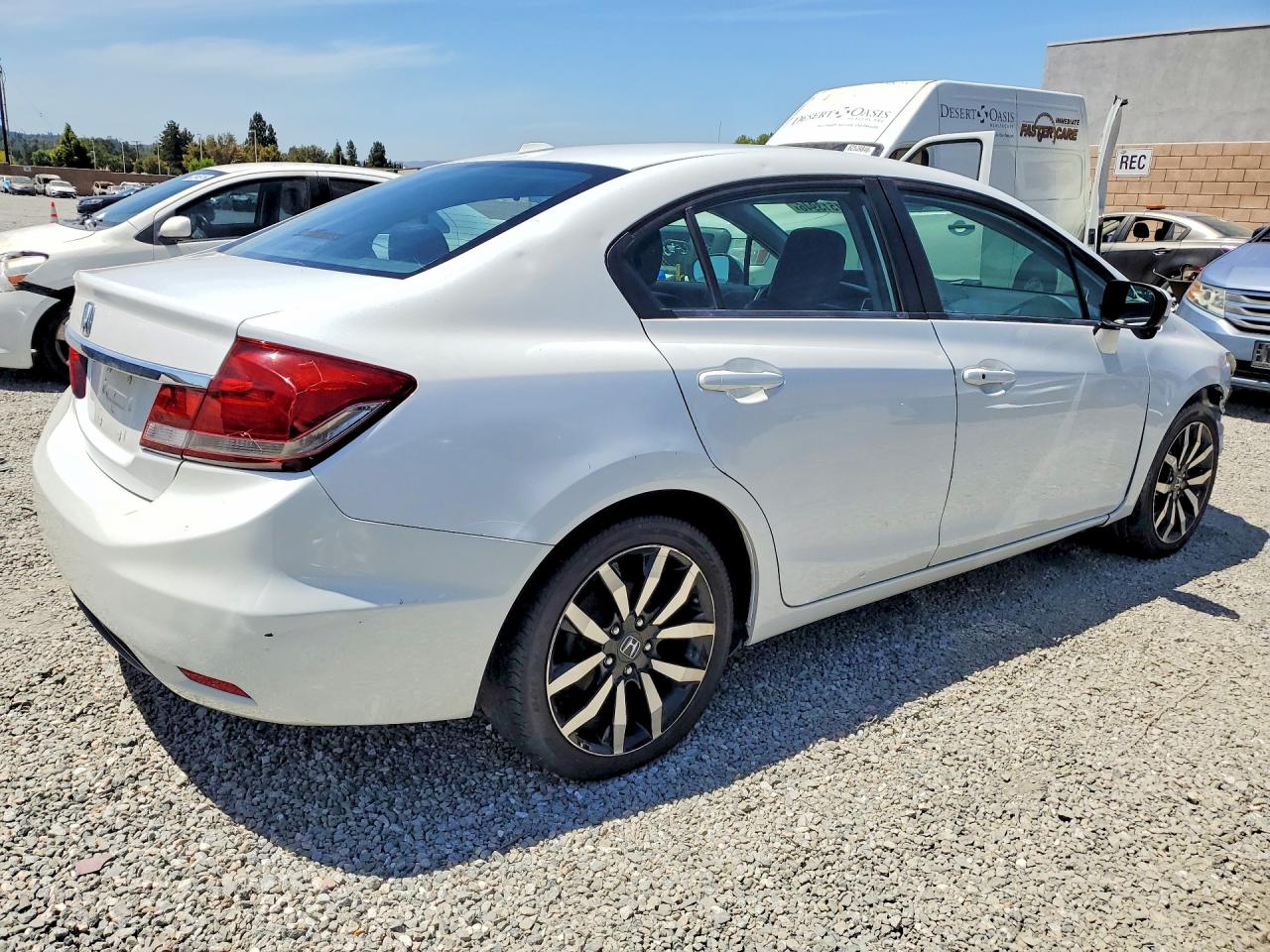 2015 Honda Civic Exl Белый vin: 19XFB2F9XFE270777
