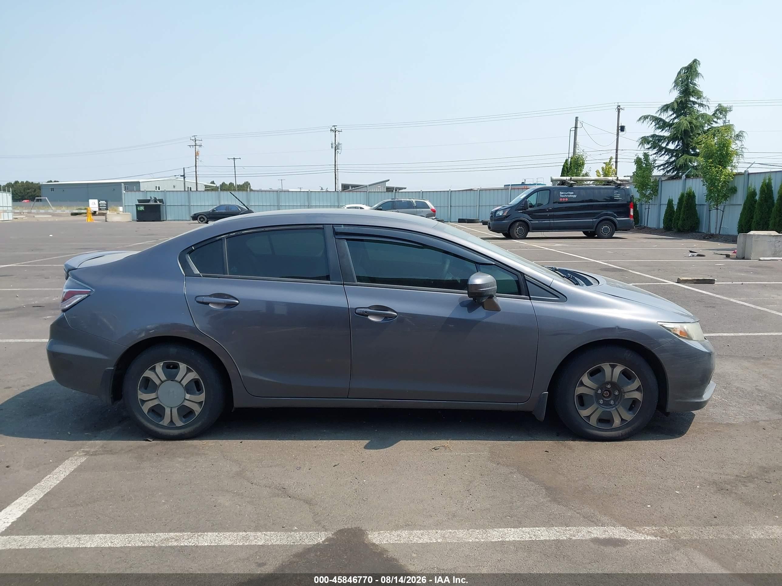 2014 Honda Civic Hybrid   Gray vin: 19XFB4F21EE200419