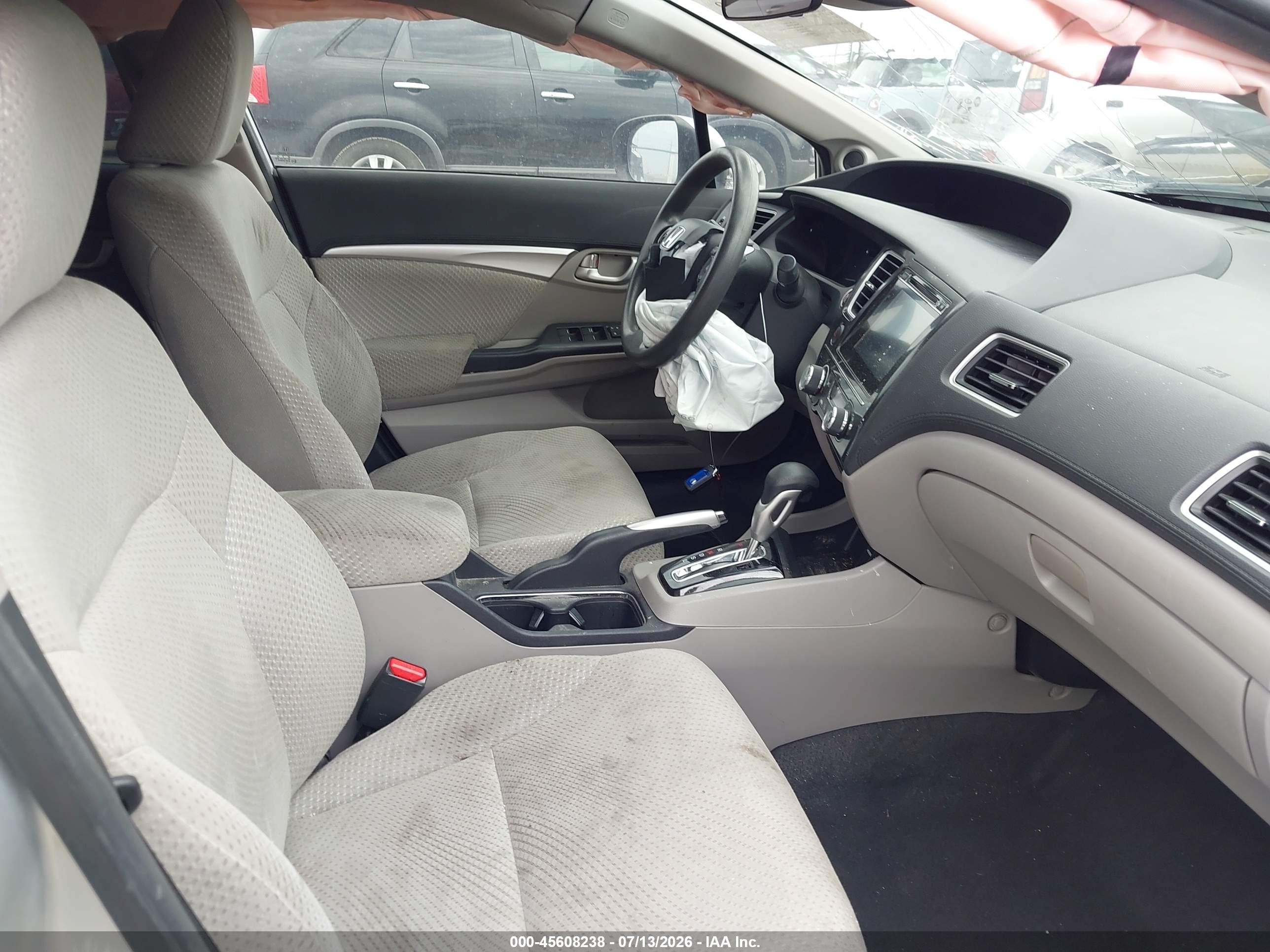 2015 Honda Civic Hybrid   Silver vin: 19XFB4F21FE201832