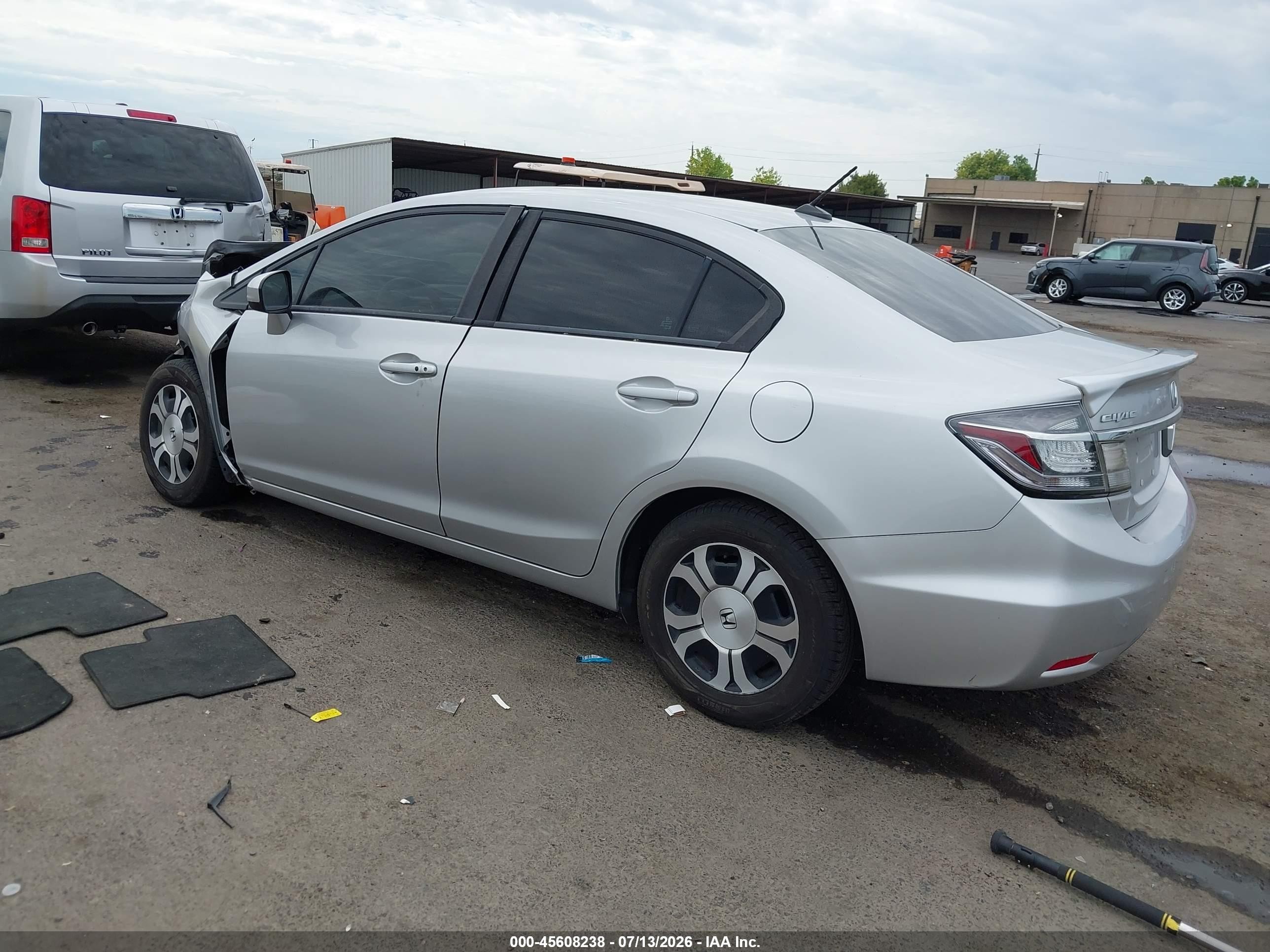 2015 Honda Civic Hybrid   Silver vin: 19XFB4F21FE201832