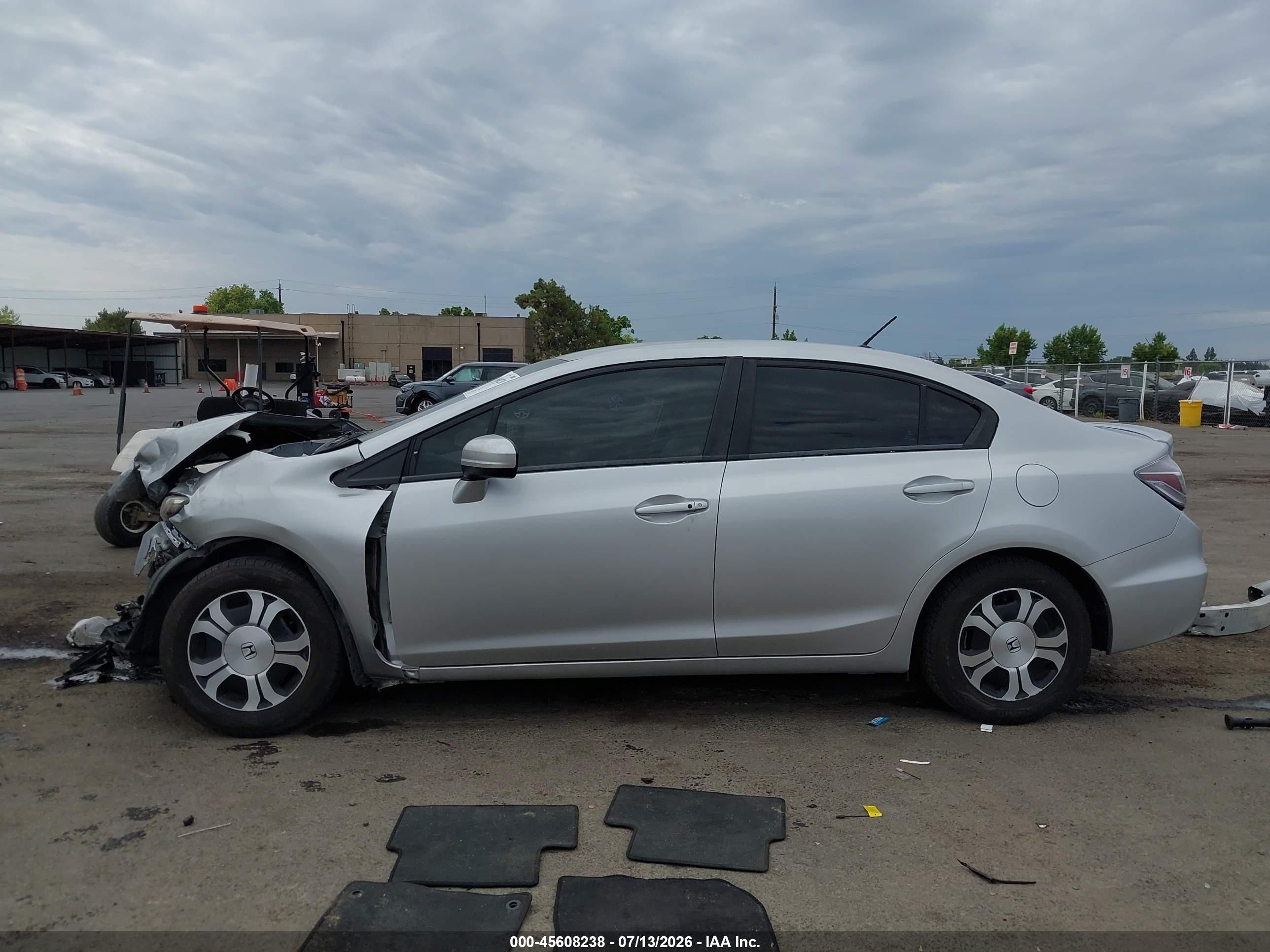 2015 Honda Civic Hybrid   Silver vin: 19XFB4F21FE201832