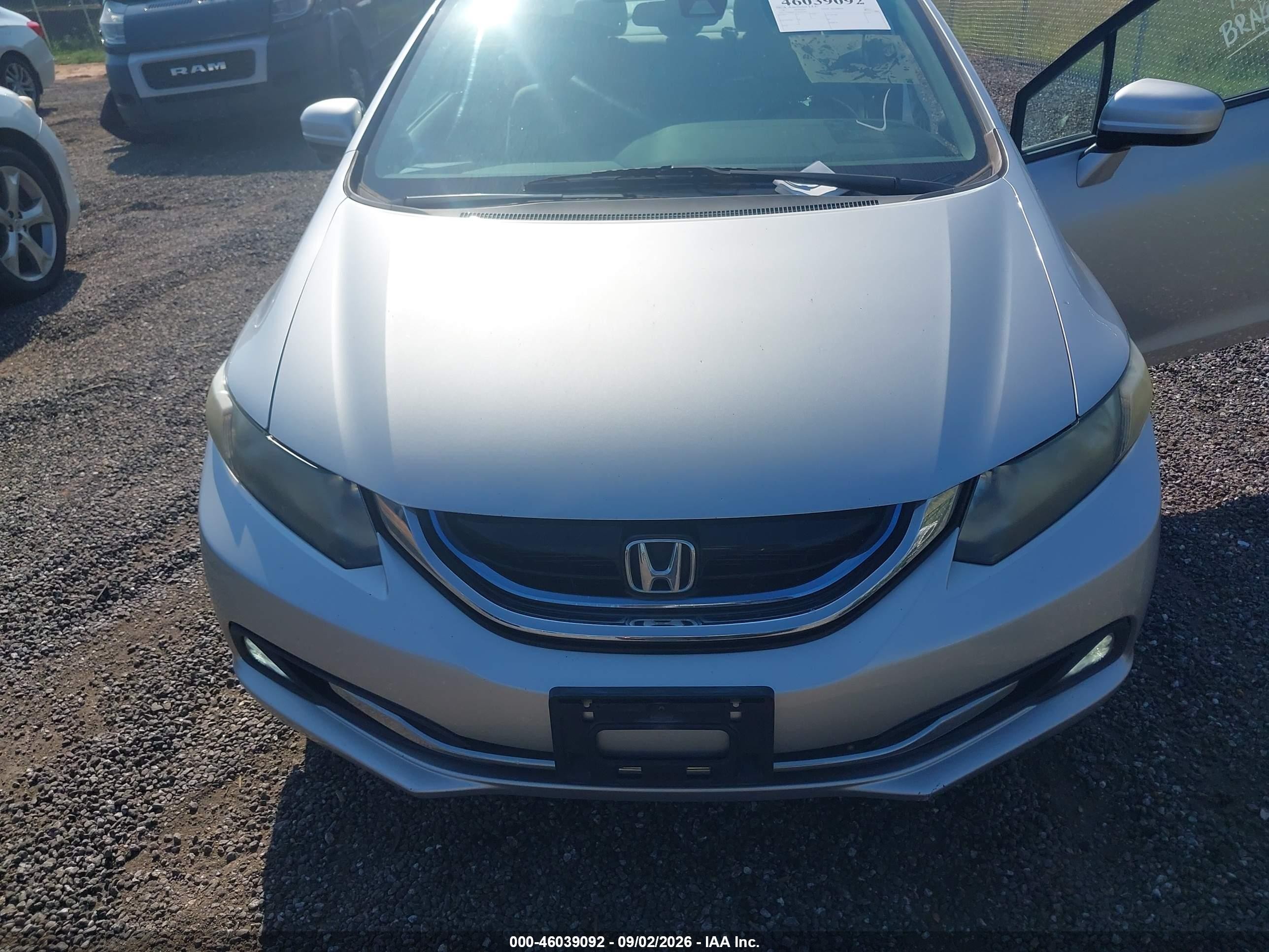 2014 Honda Civic Hybrid   Silver vin: 19XFB4F23EE002005
