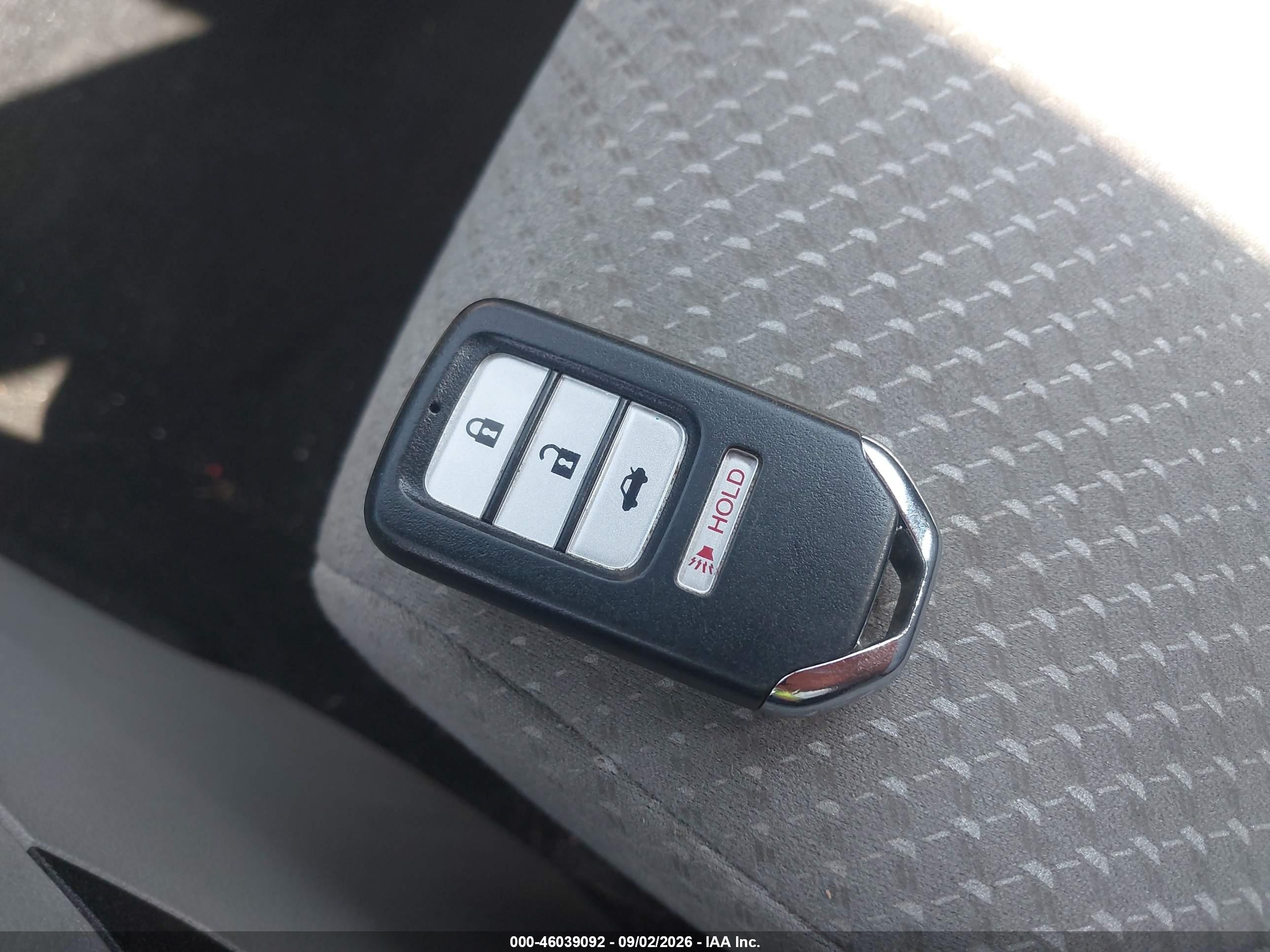 2014 Honda Civic Hybrid   Silver vin: 19XFB4F23EE002005