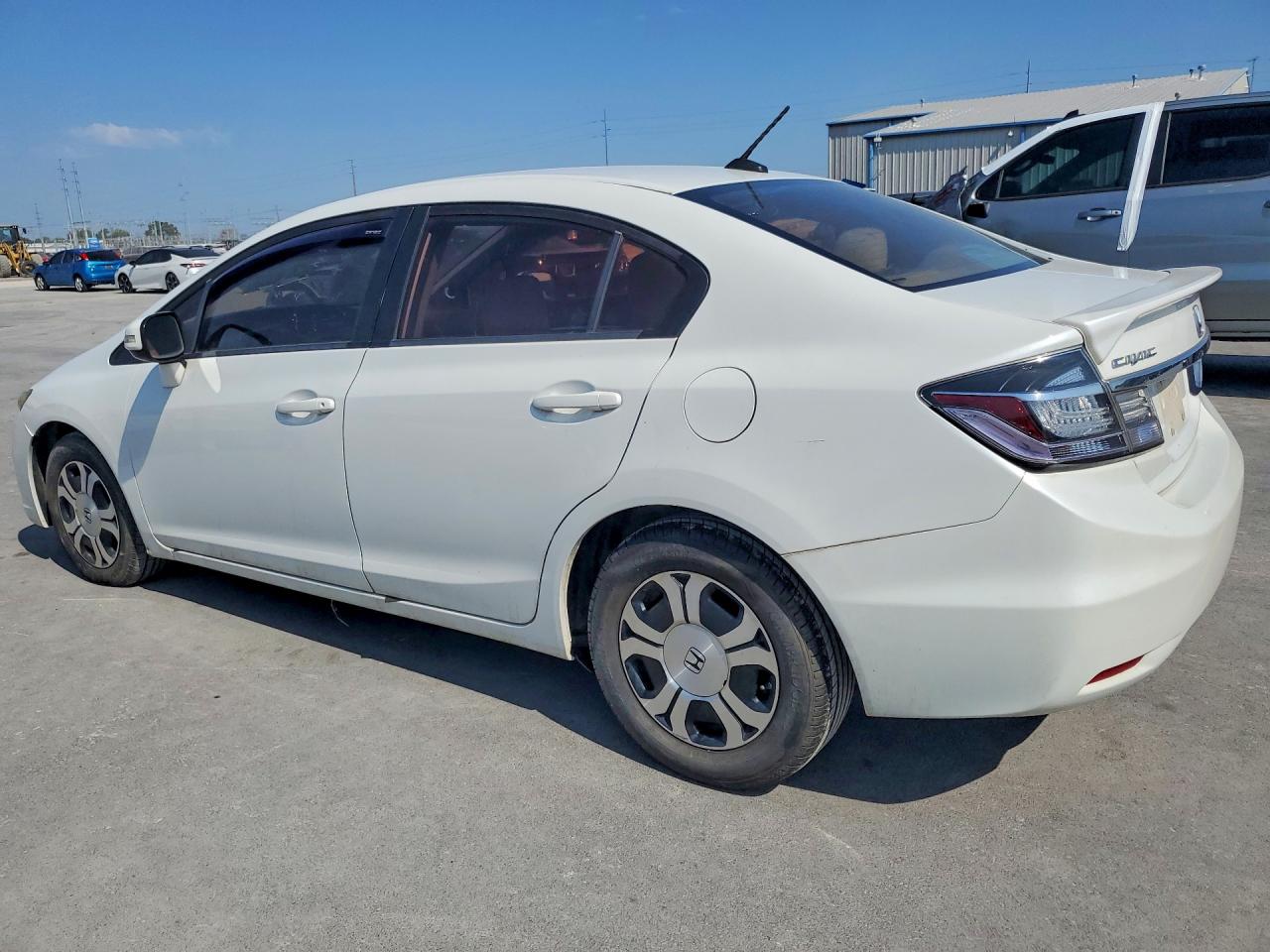 2013 Honda Civic Hybrid White vin: 19XFB4F24DE003744