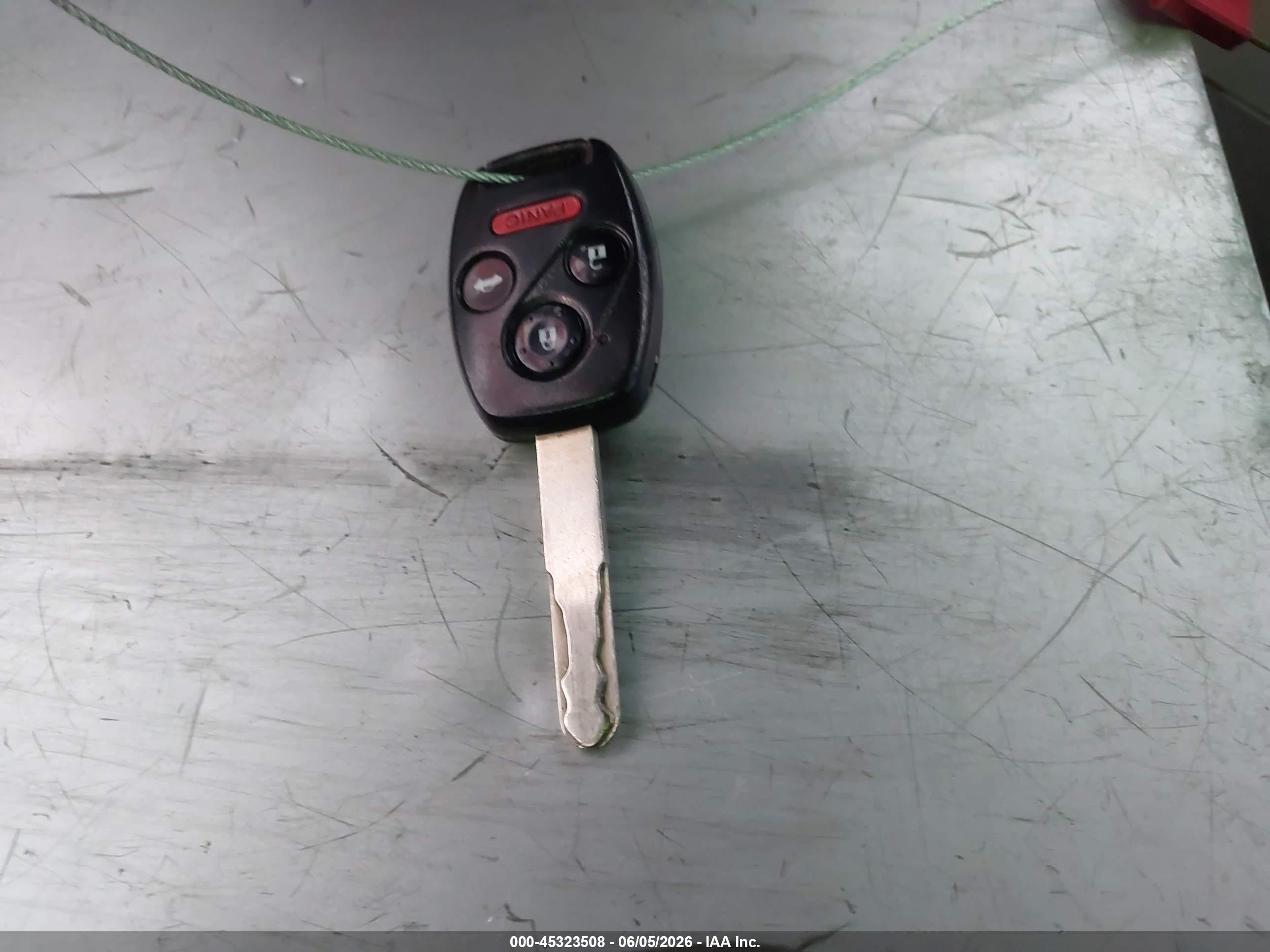 2013 Honda Civic Hybrid   Белый vin: 19XFB4F24DE200896