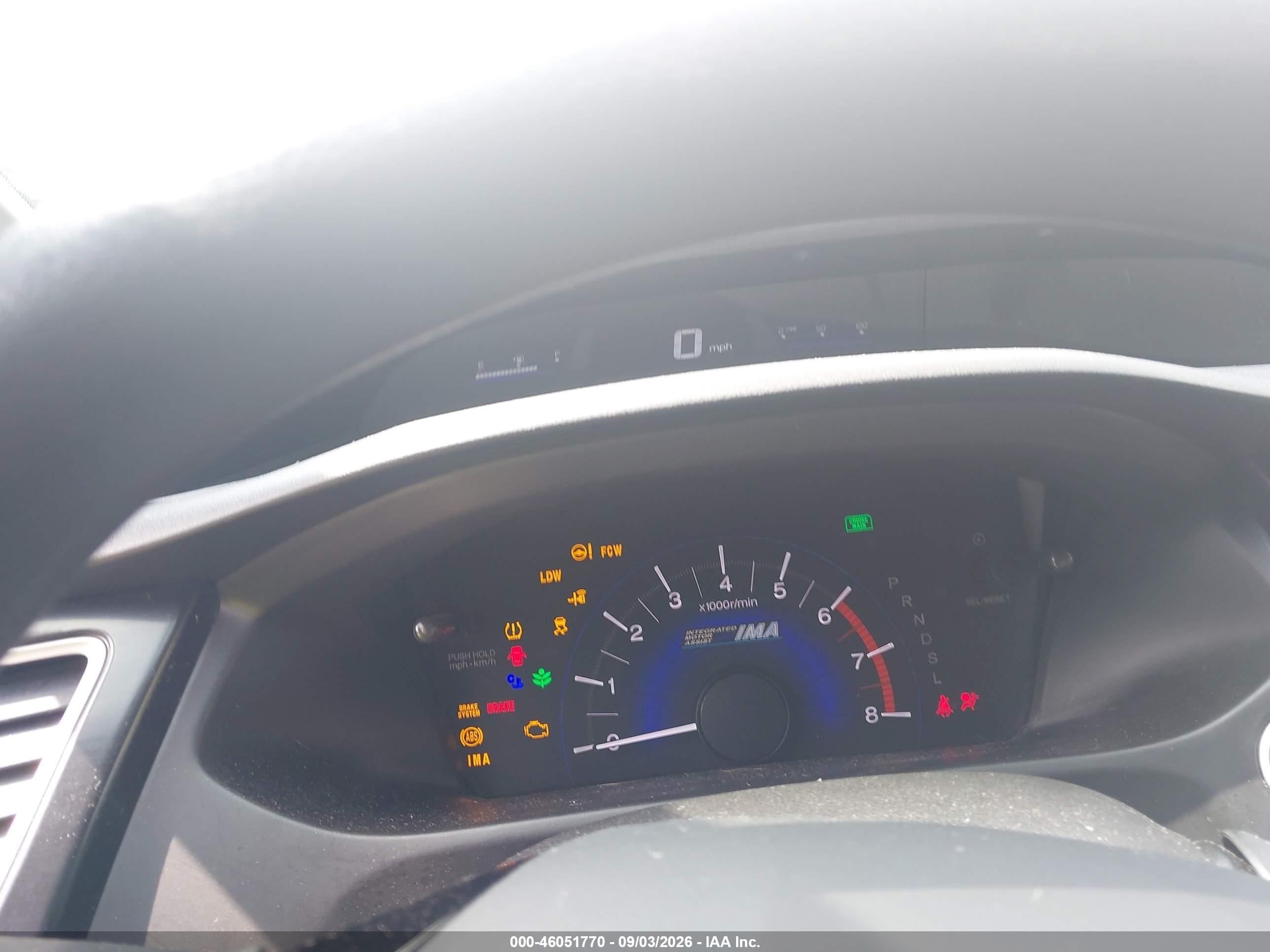 2014 Honda Civic Hybrid   Silver vin: 19XFB4F24EE201435