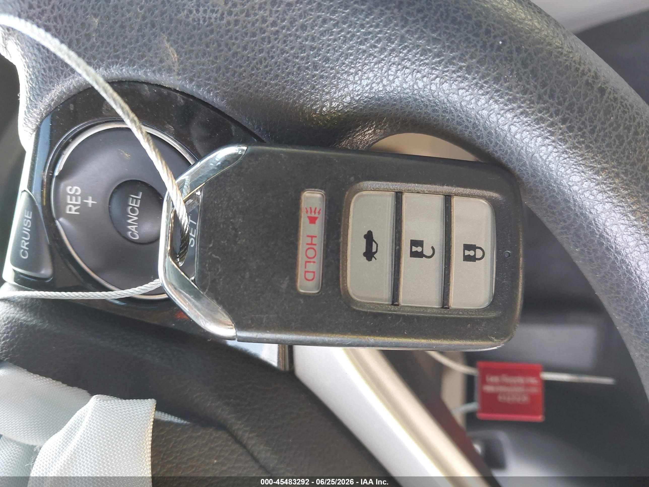 2015 Honda Civic Hybrid   Белый vin: 19XFB4F24FE000782