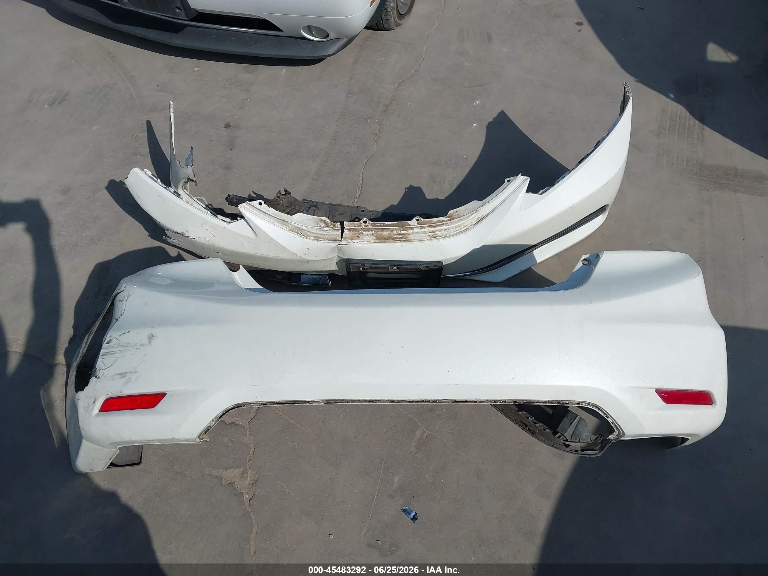 2015 Honda Civic Hybrid   Белый vin: 19XFB4F24FE000782