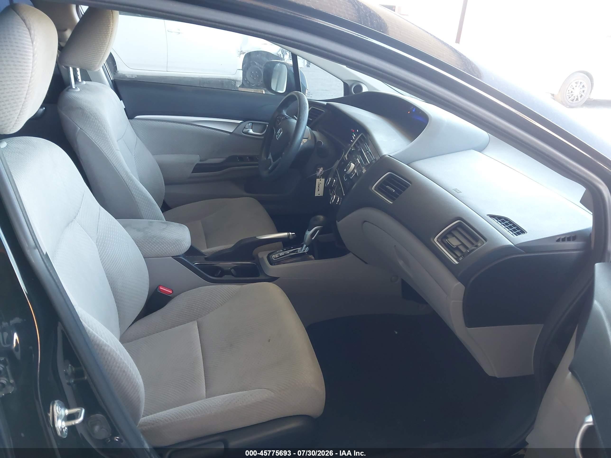2013 Honda Civic Hybrid   Черный vin: 19XFB4F25DE000478