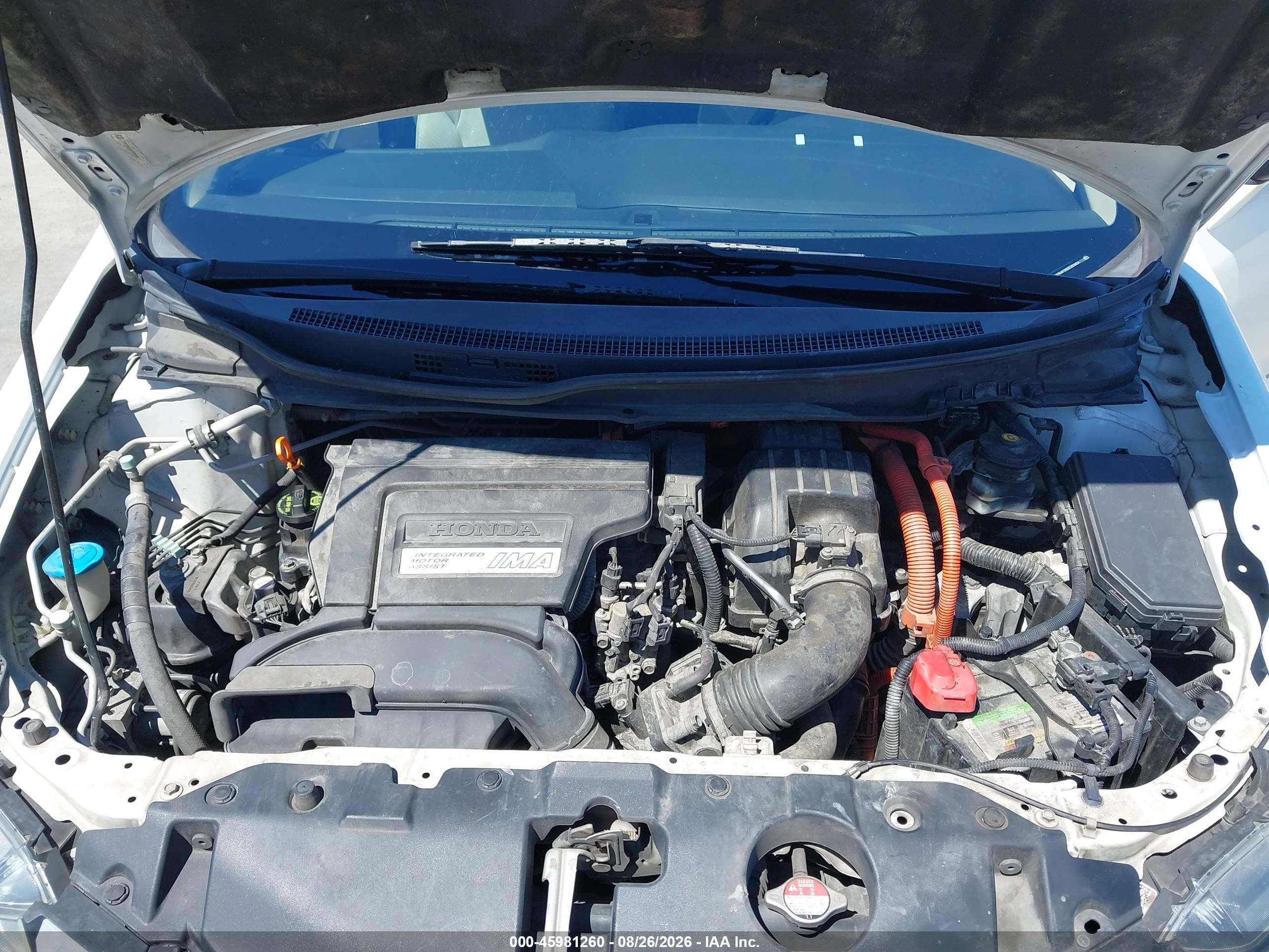 2013 Honda Civic Hybrid   Белый vin: 19XFB4F25DE203404