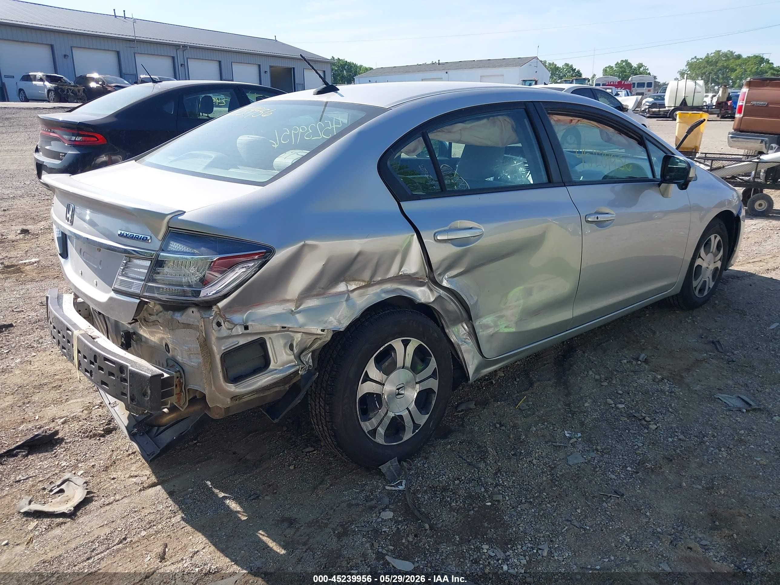 2014 Honda Civic Hybrid   Silver vin: 19XFB4F25EE000577