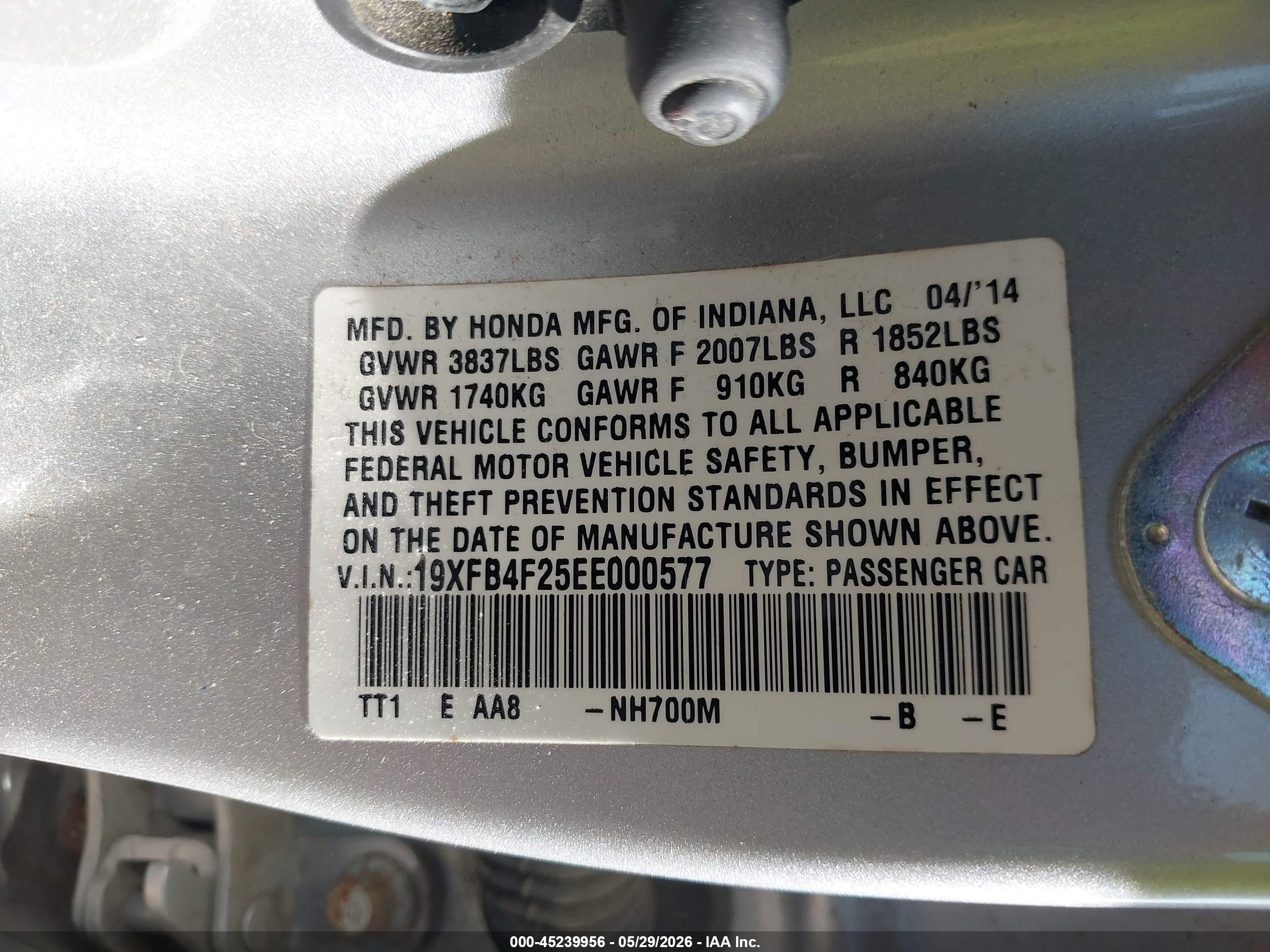 2014 Honda Civic Hybrid   Silver vin: 19XFB4F25EE000577