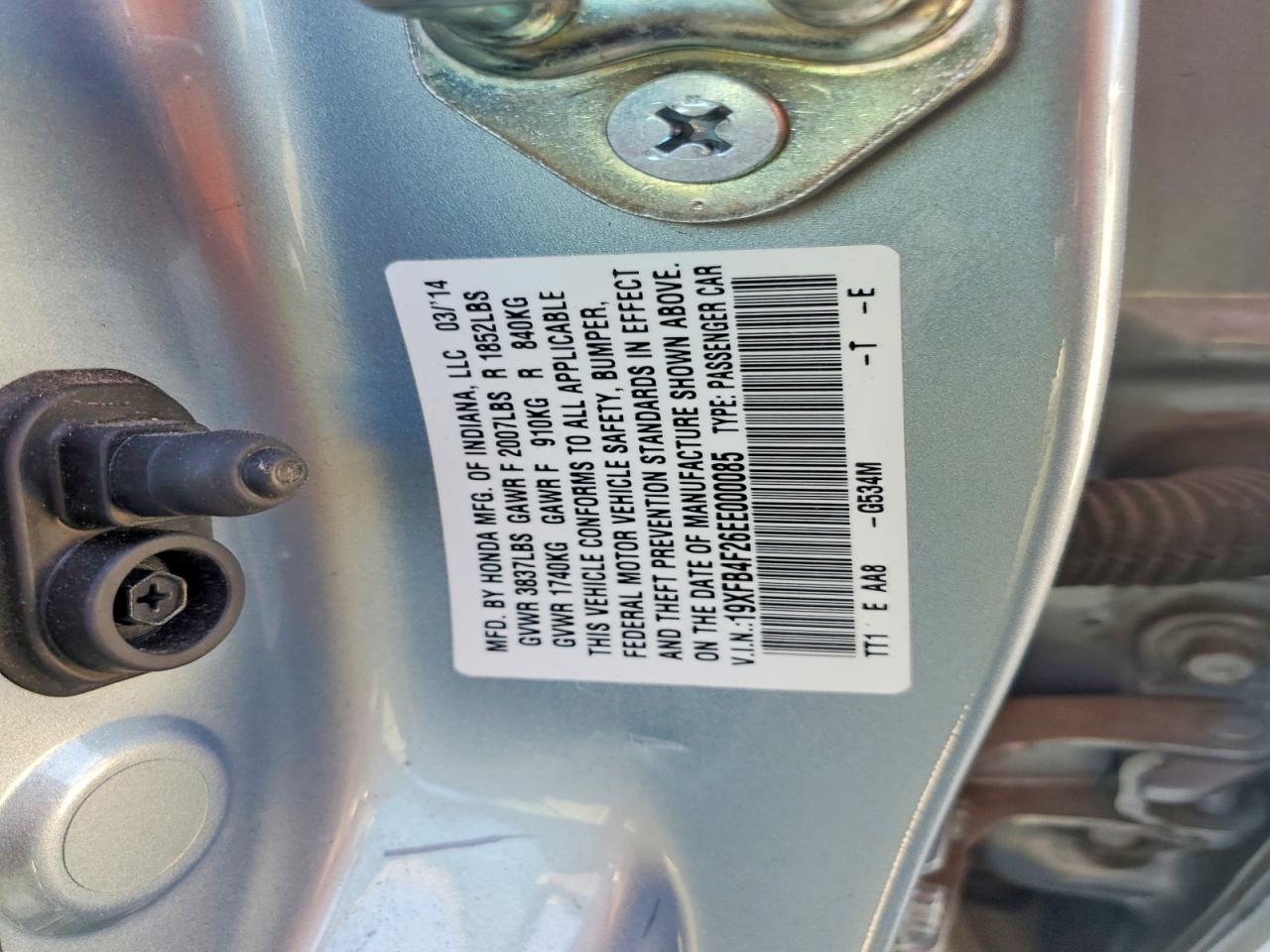 2014 Honda Civic Hybrid Silver vin: 19XFB4F26EE000085