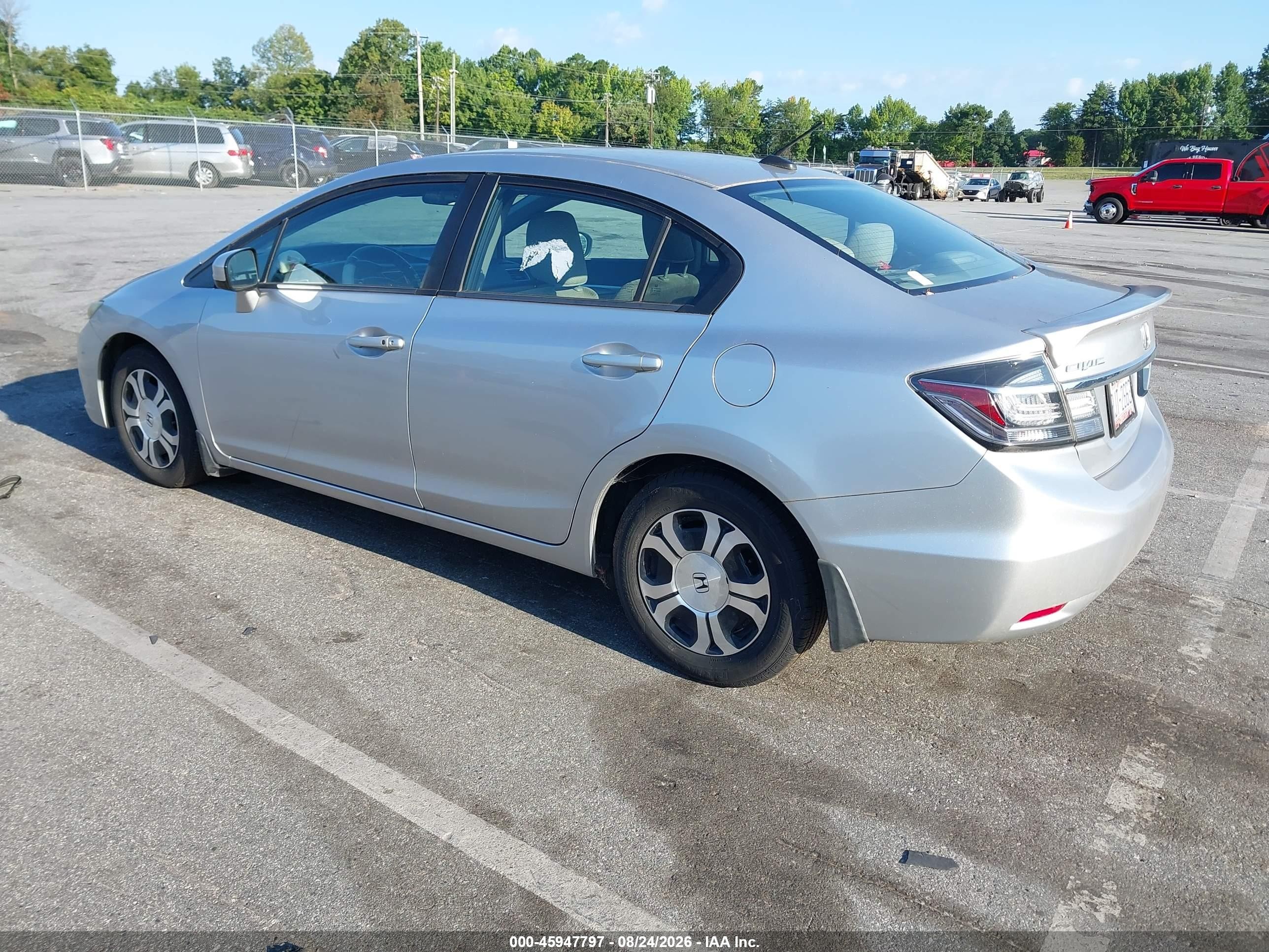 2014 Honda Civic Hybrid   Silver vin: 19XFB4F26EE002015