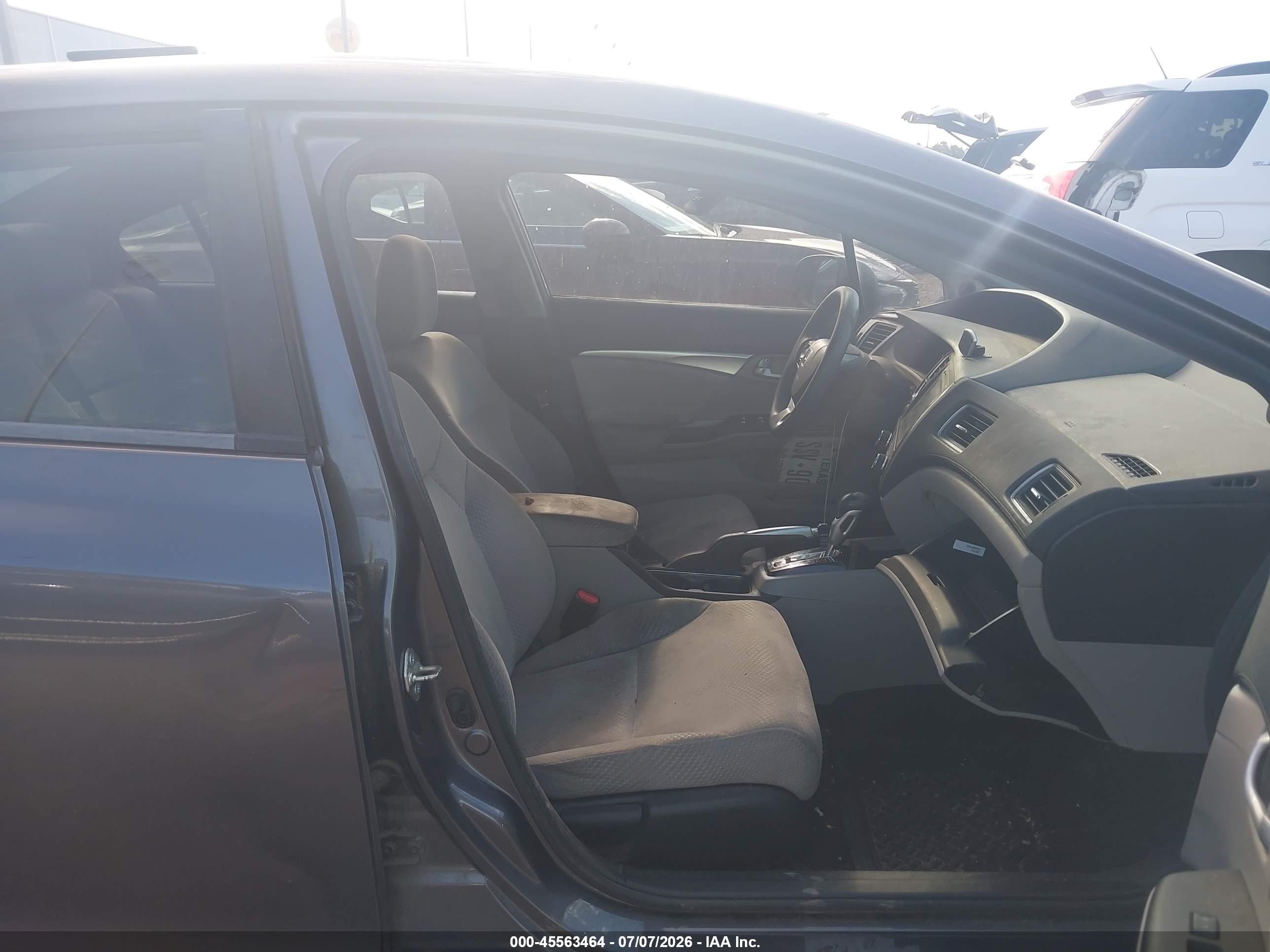 2014 Honda Civic Hybrid   Серый vin: 19XFB4F27EE000595