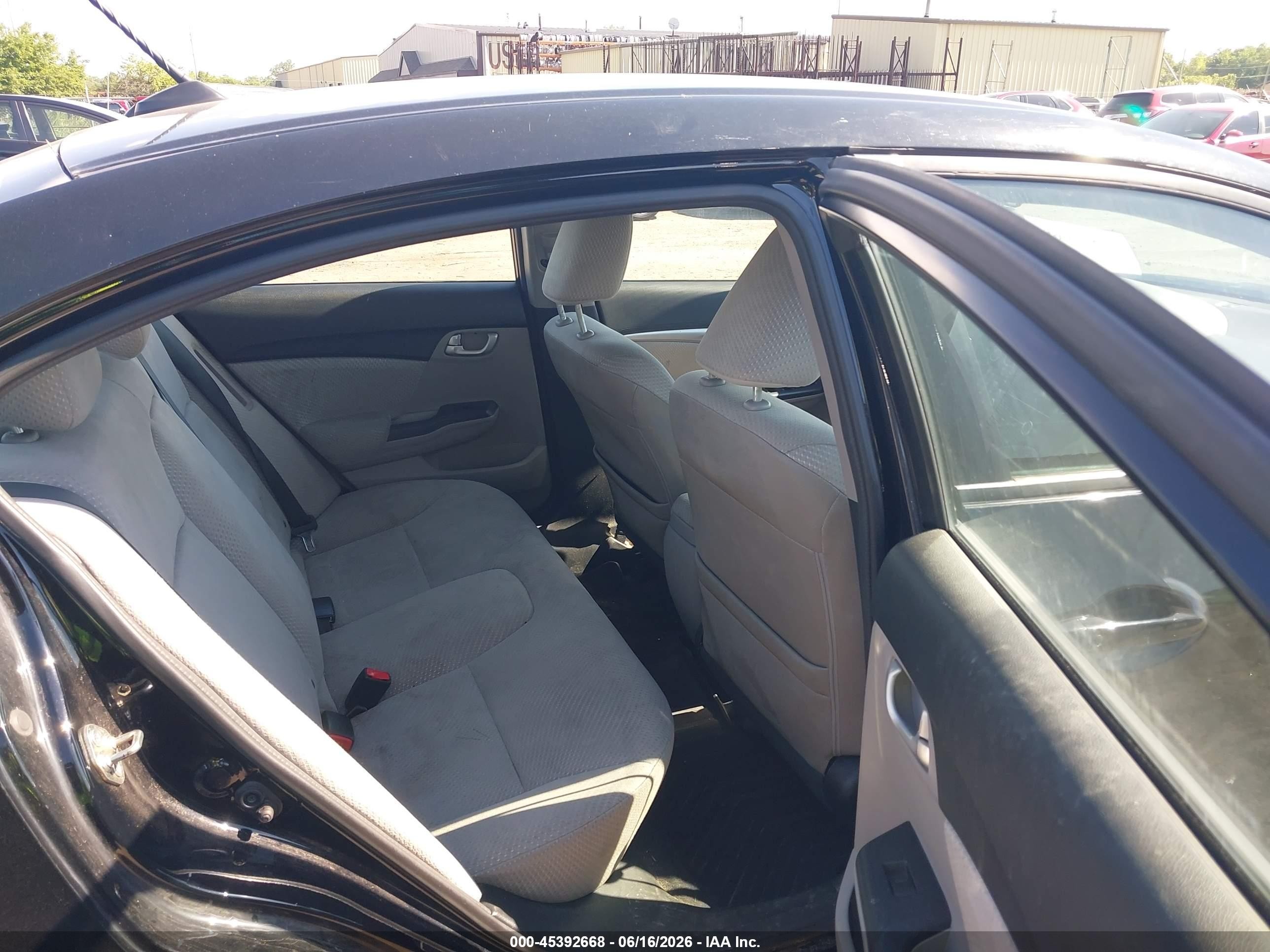 2014 Honda Civic Hybrid   Black vin: 19XFB4F28EE001433
