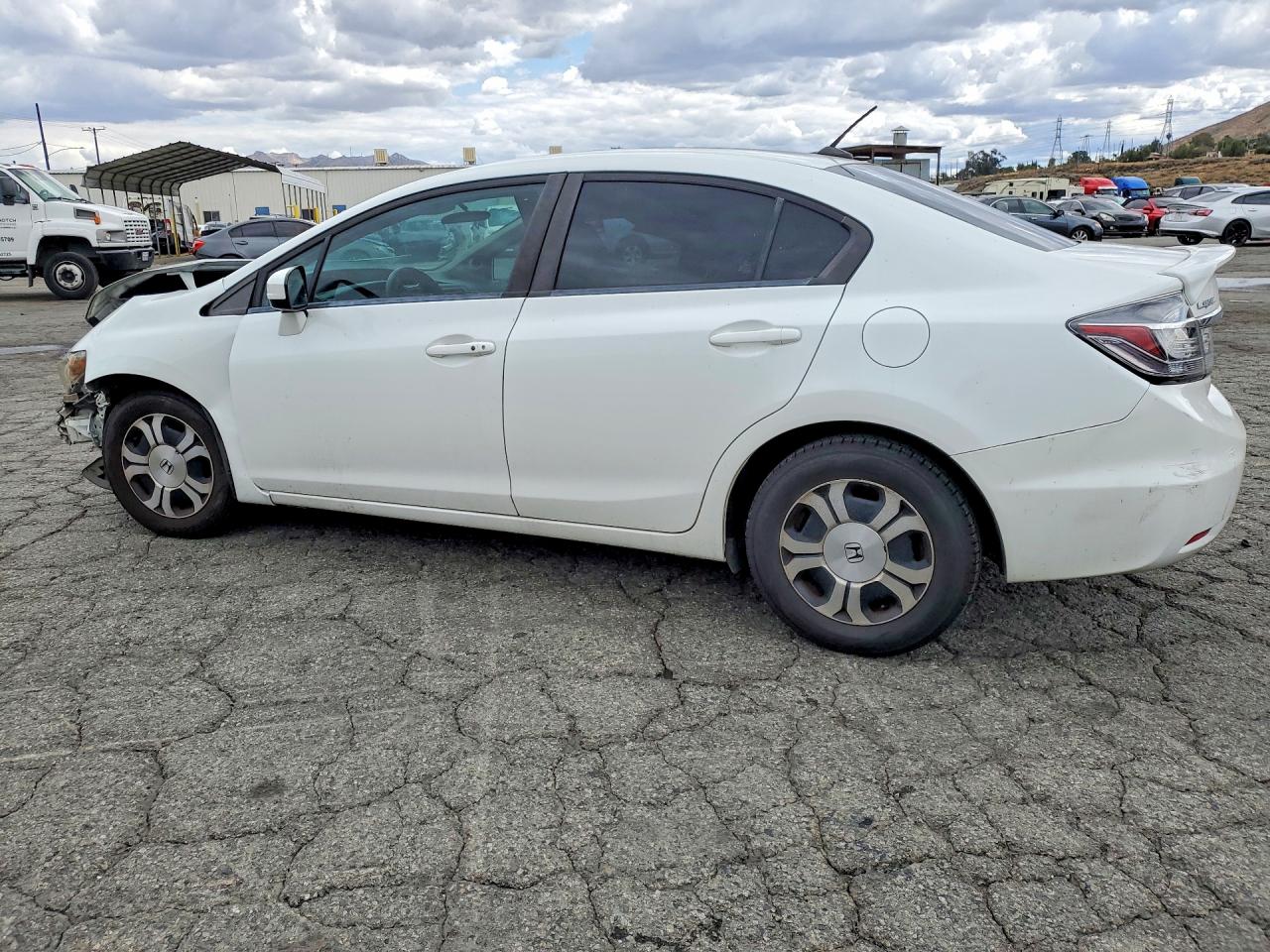 2014 Honda Civic Hybrid White vin: 19XFB4F29EE200992
