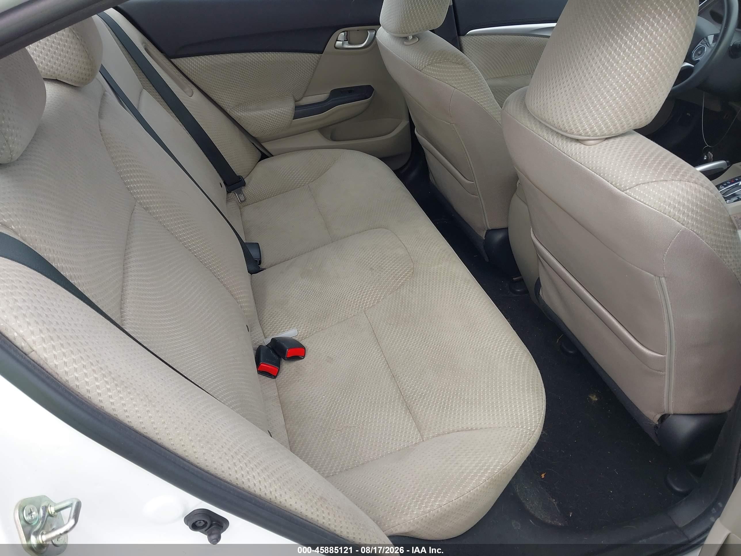 2015 Honda Civic Hybrid   White vin: 19XFB4F29FE200847