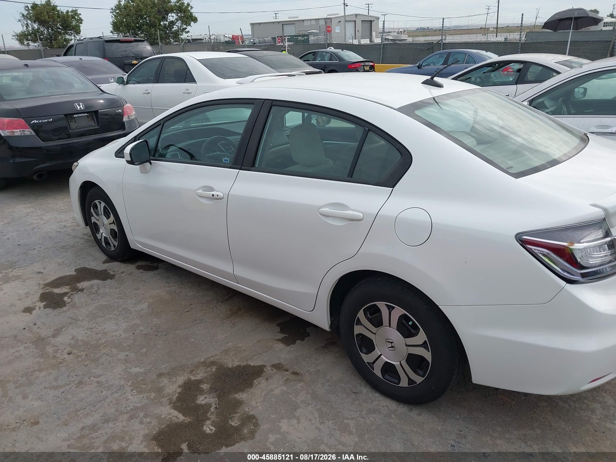 2015 Honda Civic Hybrid   White vin: 19XFB4F29FE200847