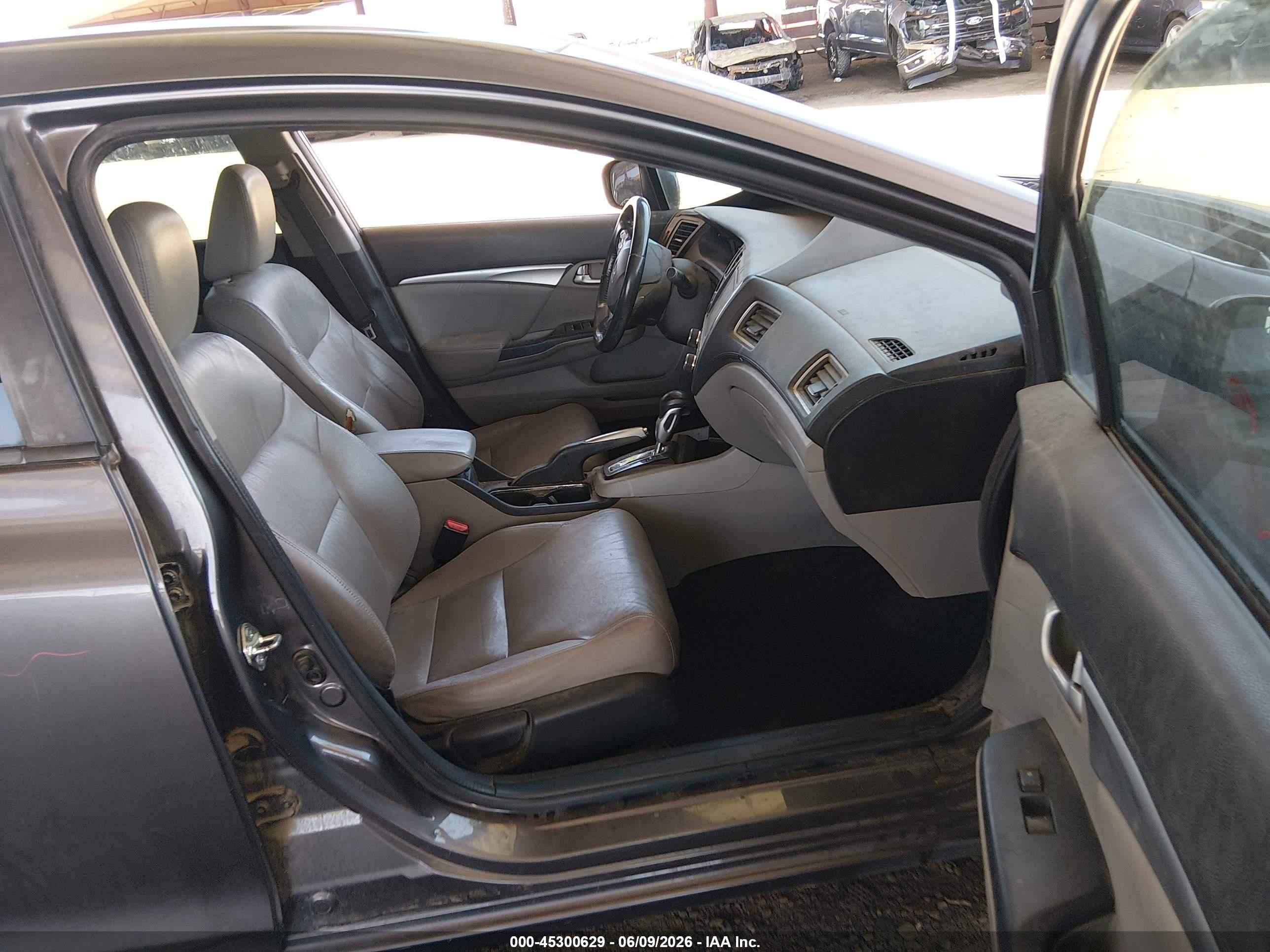 2015 Honda Civic Hybrid   Серый vin: 19XFB4F34FE000256
