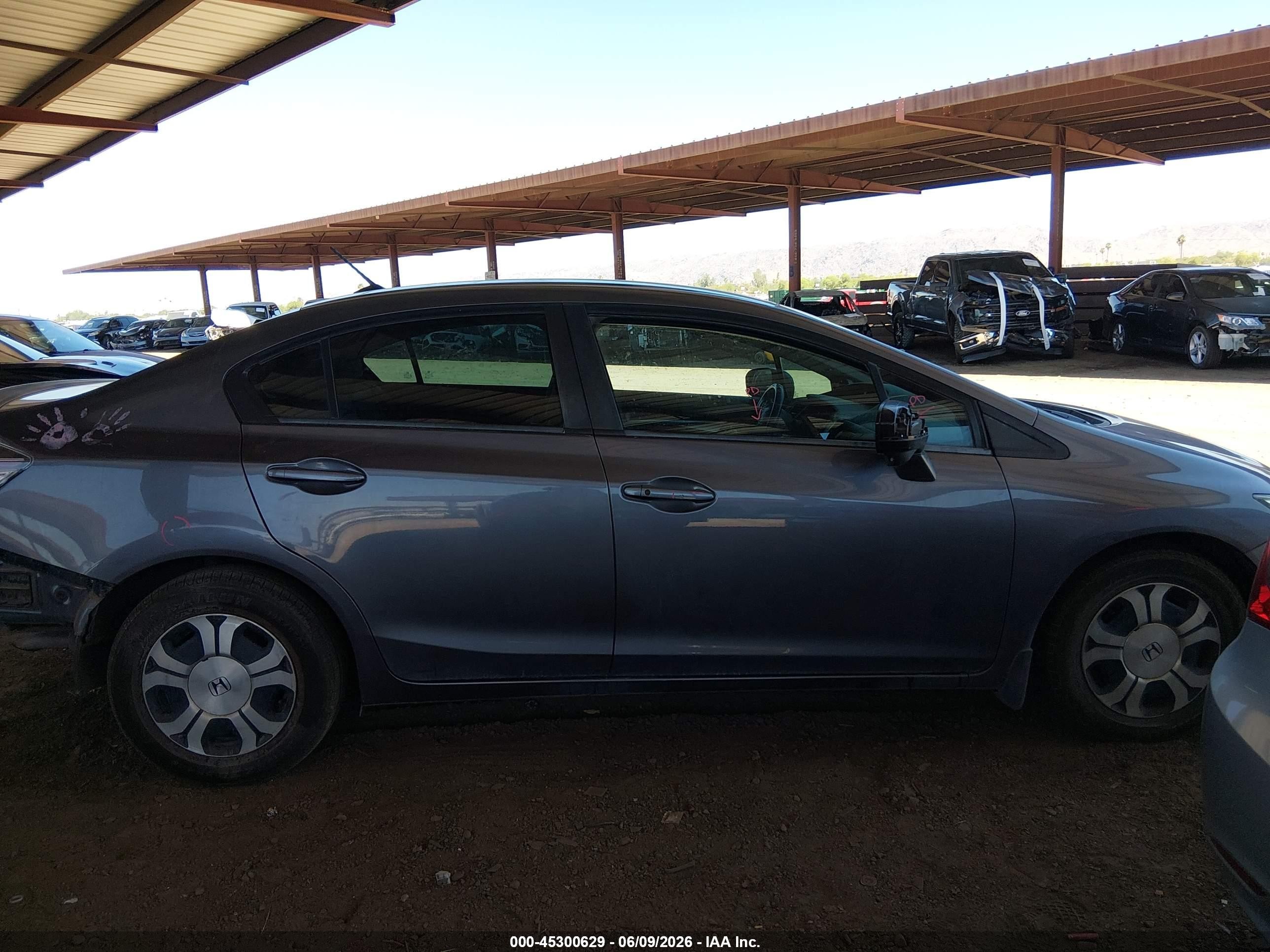 2015 Honda Civic Hybrid   Серый vin: 19XFB4F34FE000256