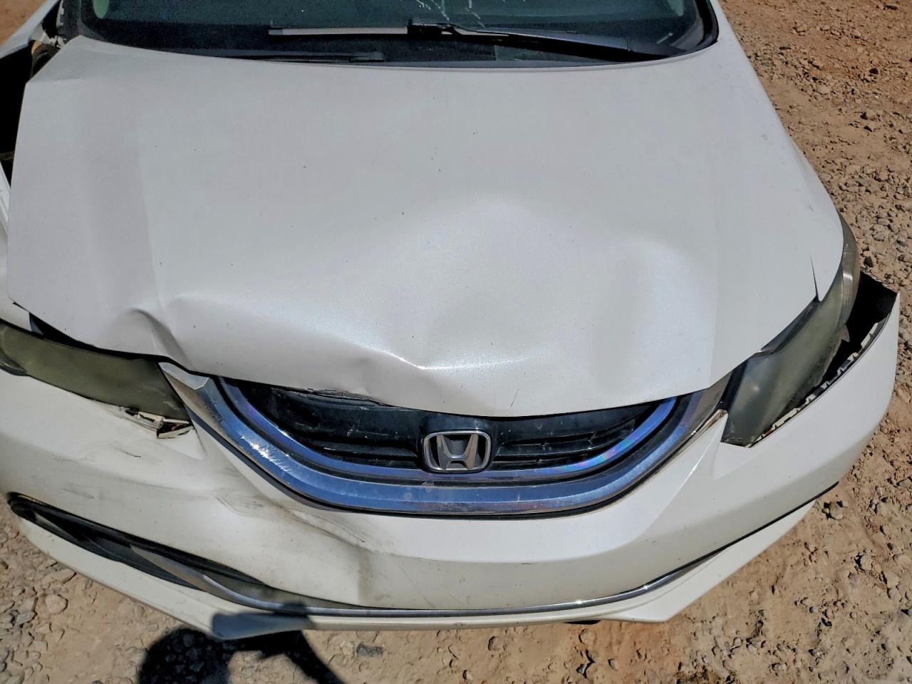 2014 Honda Civic Hybrid L White vin: 19XFB4F35EE200156
