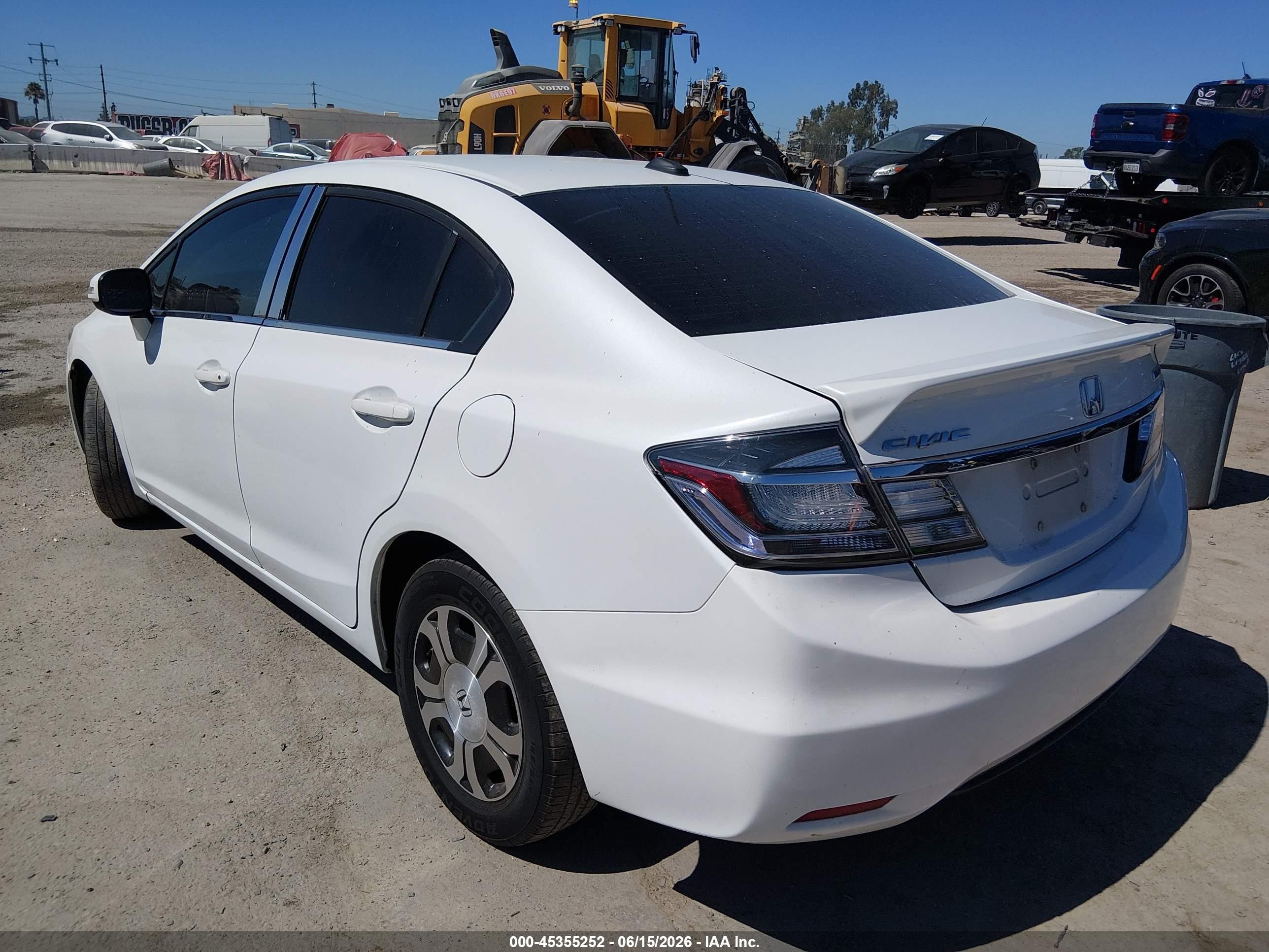 2013 Honda Civic Hybrid   White vin: 19XFB4F36DE203288