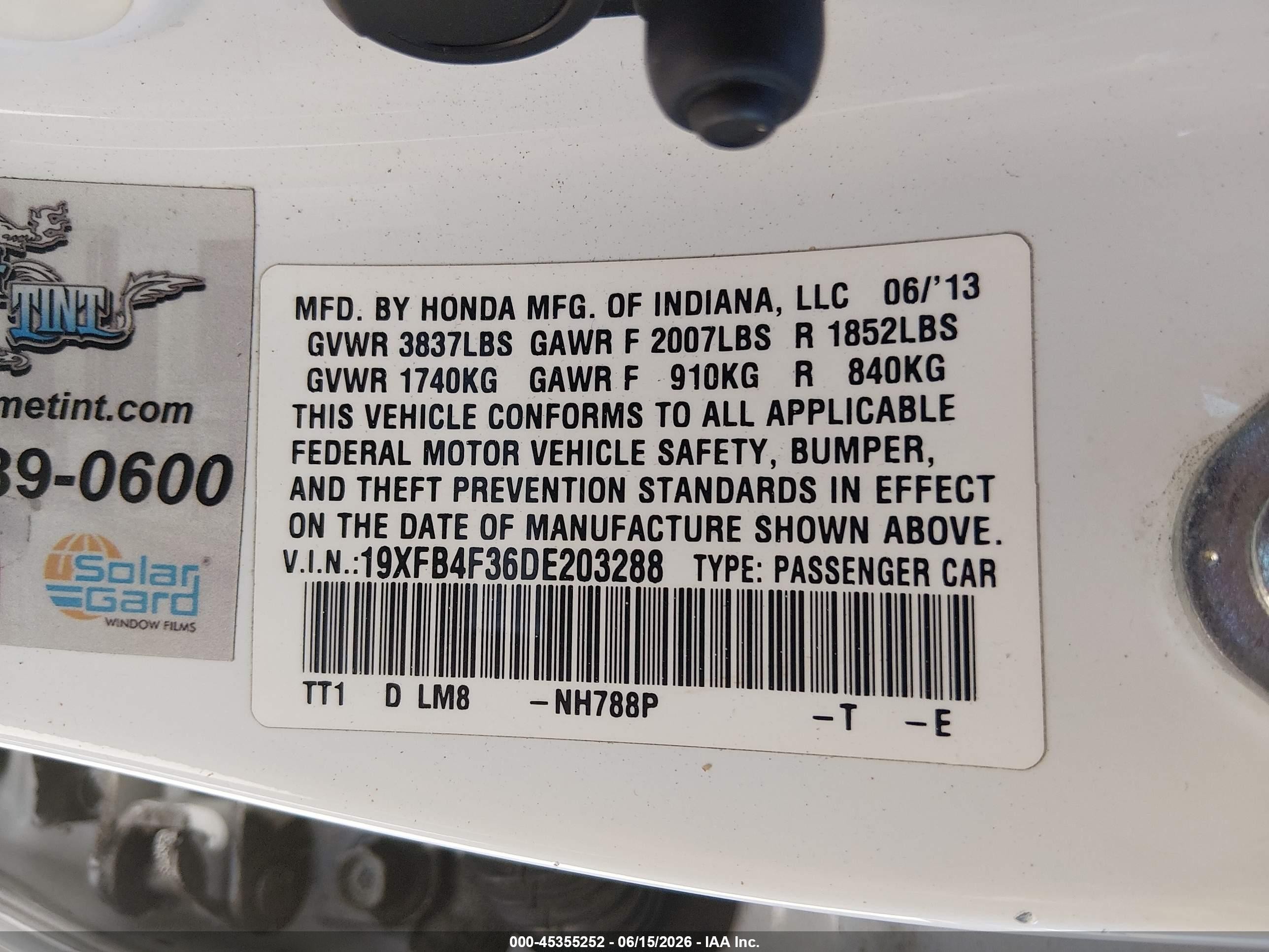 2013 Honda Civic Hybrid   White vin: 19XFB4F36DE203288