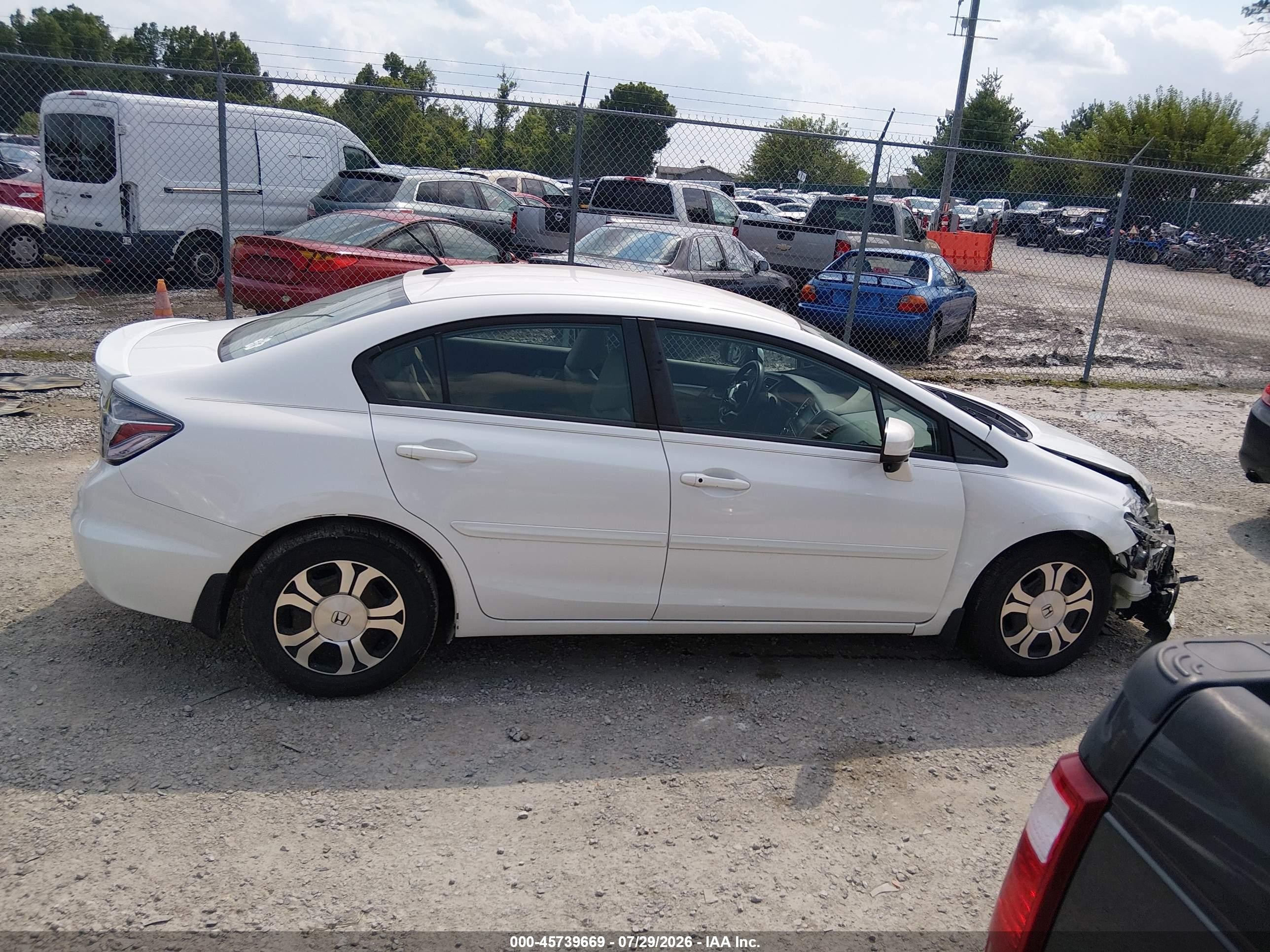 2014 Honda Civic Hybrid   Белый vin: 19XFB4F36EE000807