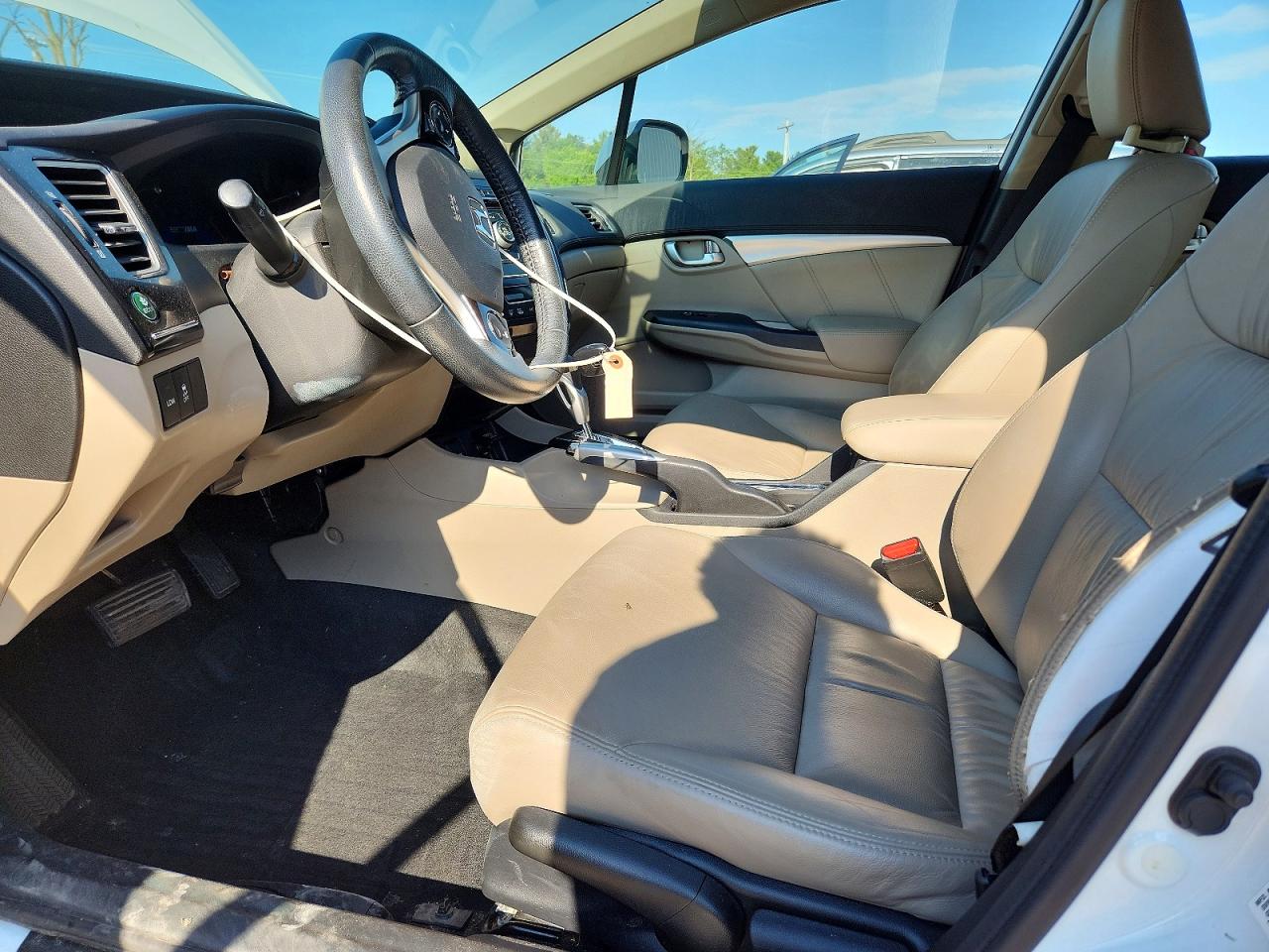 2013 Honda Civic Hybrid L White vin: 19XFB4F39DE002176